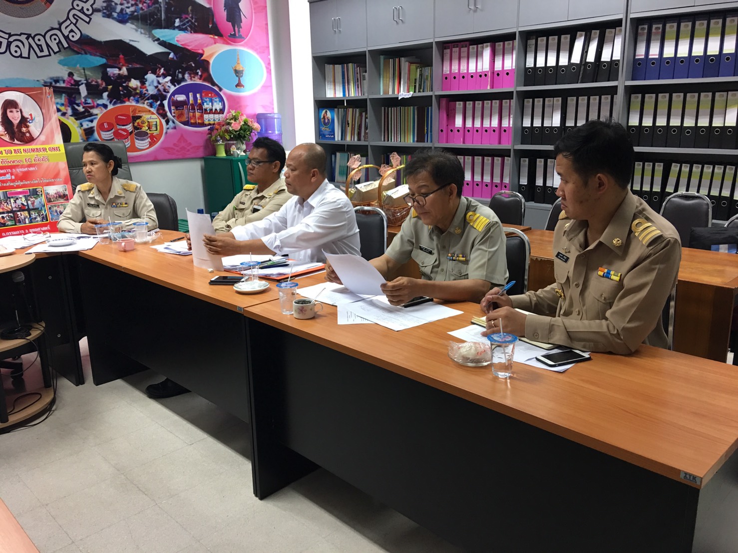การประชุมหัวหน้ากลุ่มงาน/หัวหน้าฝ่าย/พัฒนาการอำเภอ และนักวิชาการพัฒนาชุมชนจังหวัด ครั้งที่ 1/2560