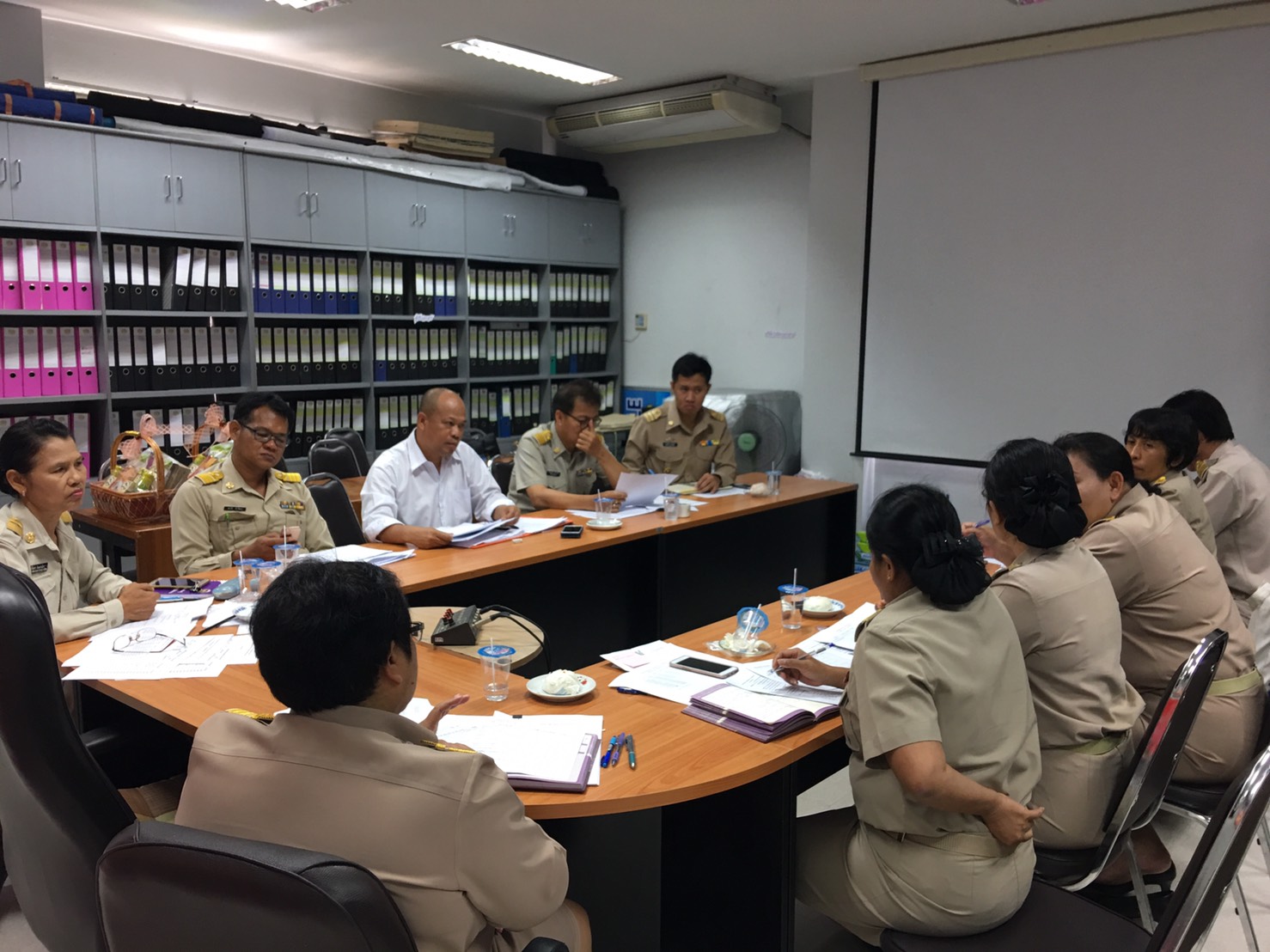 การประชุมหัวหน้ากลุ่มงาน/หัวหน้าฝ่าย/พัฒนาการอำเภอ และนักวิชาการพัฒนาชุมชนจังหวัด ครั้งที่ 1/2560