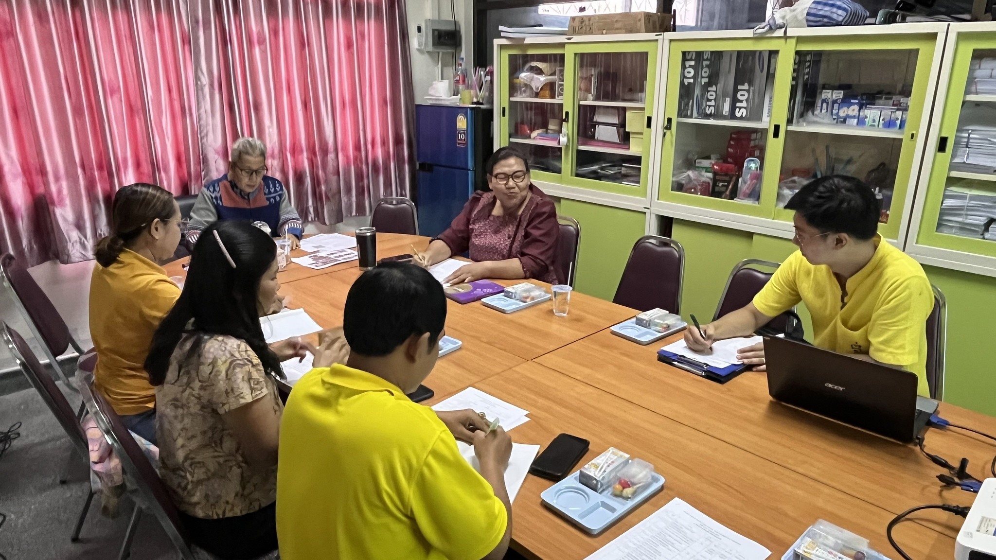 พช.สมุทรสงคราม ดำเนินการประชุมเตรียมความพร้อมการเข้าร่วมงานมหกรรมรวมพลสมาชิก TO BE NUMBER ONE ประจำปี 2567