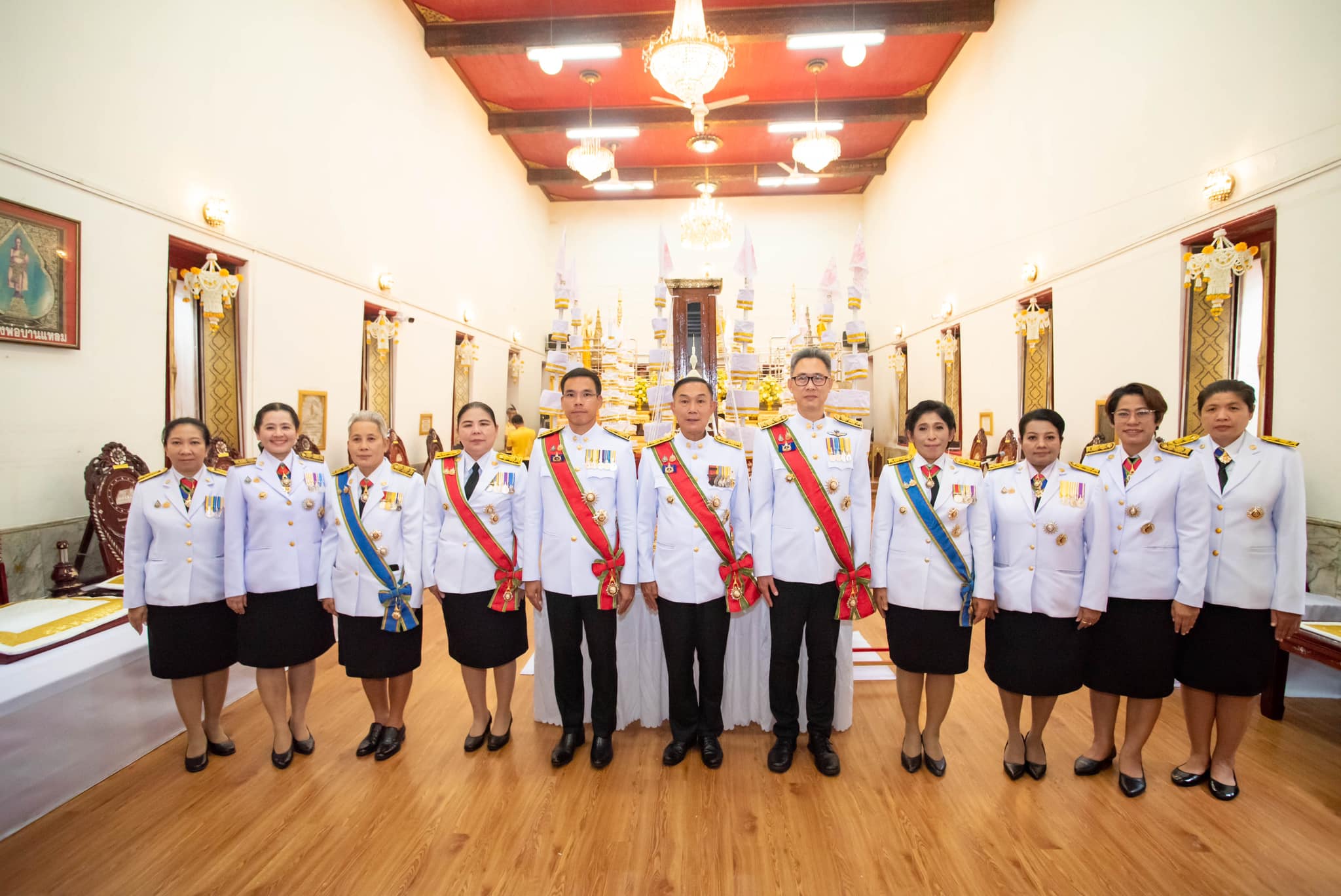 พช.สมุทรสงคราม ร่วมพิธีเวียนเทียนสมโภชน้ำพระพุทธมนต์ศักดิ์สิทธิ์ เนื่องในโอกาสมหามงคลเฉลิมพระชนมพรรษา 6 รอบ 28 กรกฎาคม 2567