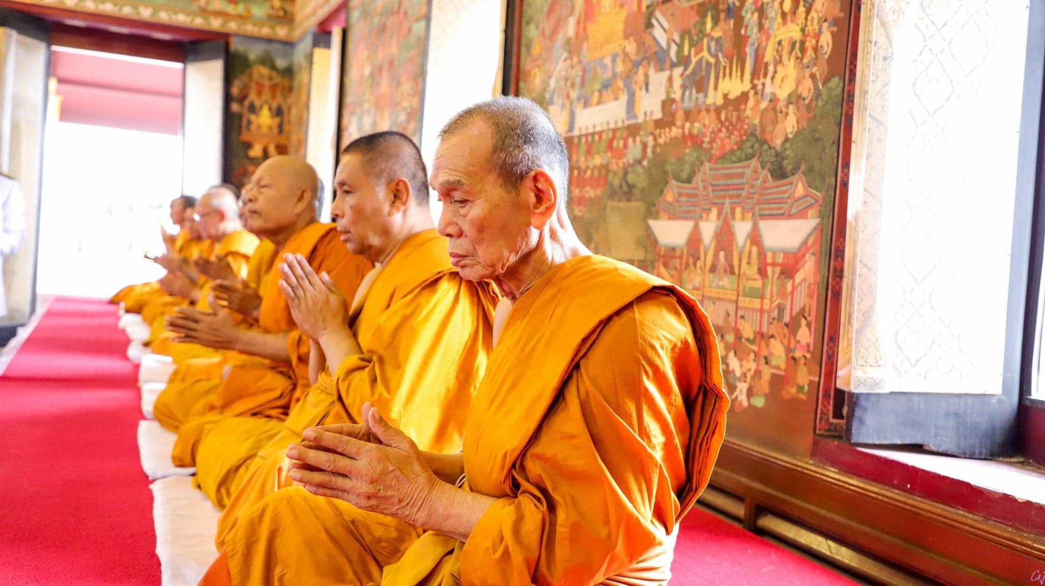 พช.สมุทรสงคราม ร่วมพิธีถวายเทียนพรรษาพระราชทานพระบาทสมเด็จพระเจ้าอยู่หัว แก่วัดอัมพวันเจติยารามวรวิหาร