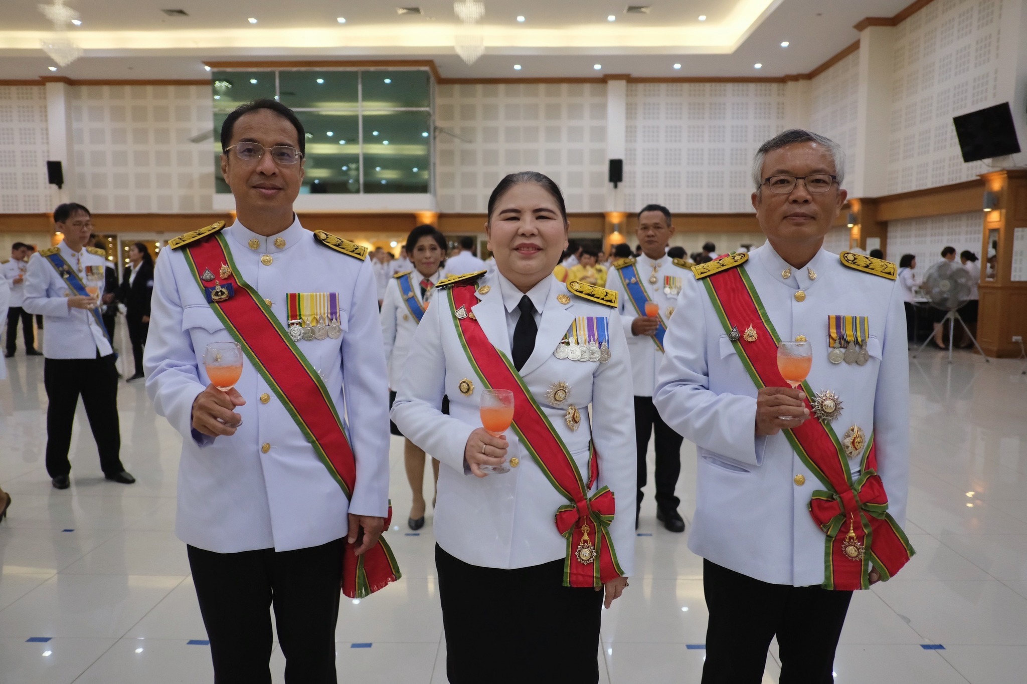 พช.สมุทรสงคราม ร่วมงานสโมสรสันนิบาต เฉลิมพระเกียรติพระบาทสมเด็จพระเจ้าอยู่หัว เนื่องในโอกาสพระราชพิธีมหามงคลเฉลิมพระชนมพรรษา 6 รอบ 28 กรกฎาคม 2567 จังหวัดสมุทรสงคราม
