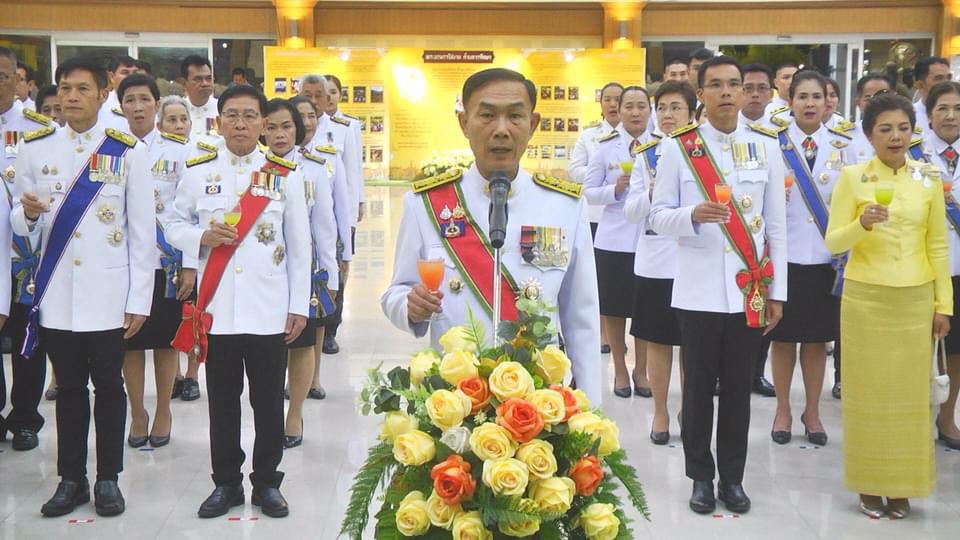 พช.สมุทรสงคราม ร่วมงานสโมสรสันนิบาต เฉลิมพระเกียรติพระบาทสมเด็จพระเจ้าอยู่หัว เนื่องในโอกาสพระราชพิธีมหามงคลเฉลิมพระชนมพรรษา 6 รอบ 28 กรกฎาคม 2567 จังหวัดสมุทรสงคราม