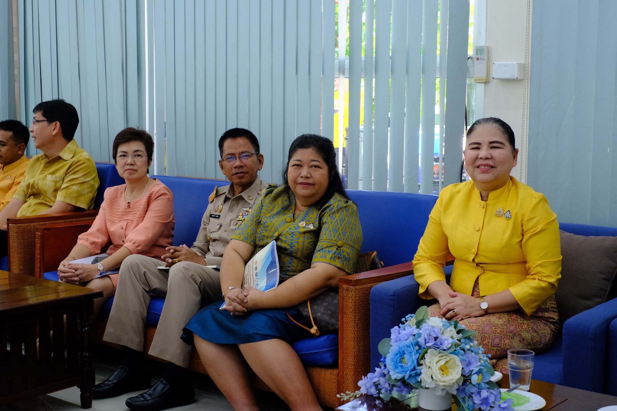 จังหวัดสมุทรสงคราม ดำเนินโครงการมหกรรมความสำเร็จการขจัดความยากจนและพัฒนาคนทุกช่วงวัยอย่างยั่งยืน ตามหลักปรัชญาของเศรษฐกิจพอเพียง