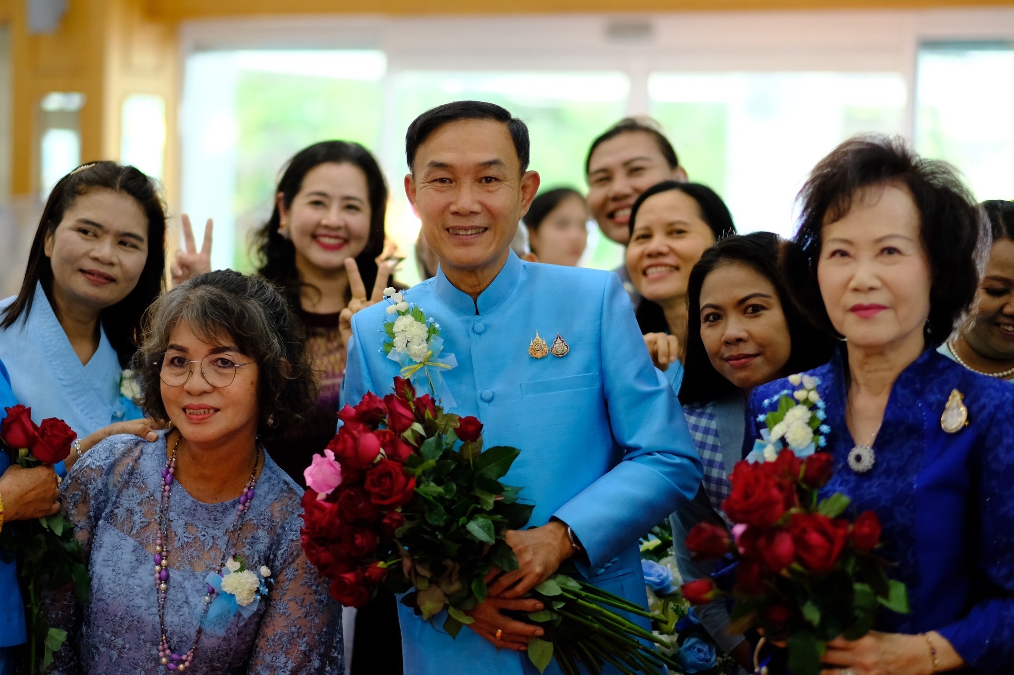 สตรีสมุทรสงครามรวมพลัง จัดกิจกรรมวันแม่แห่งชาติและวันสตรีไทย จังหวัดสมุทรสงคราม ประจำปี 2567 โครงการ “สตรีสมุทรสงคราม สืบสาน อนุรักษ์ศิลป์ ผ้าถิ่นแม่กลอง” เนื่องในวันสตรีไทยและวันแม่แห่งชาติ ประจำปี 2567