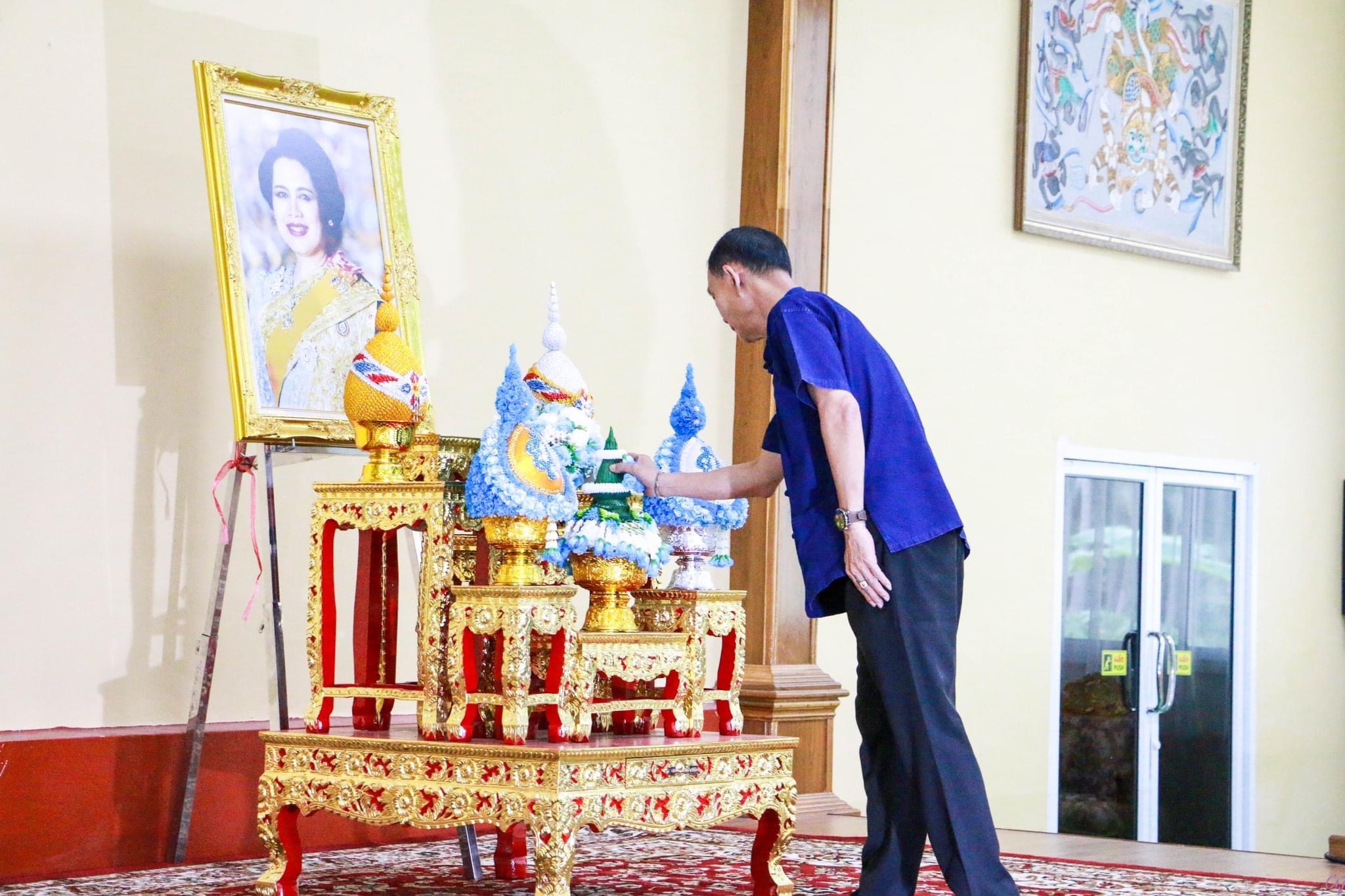 พช.สมุทรสงคราม ร่วมกิจกรรม “ปลูกวันแม่ เกี่ยววันพ่อ สานต่อนาปีนาปันสุข ปลูกข้าวให้น้อง พลังบวร ปี 2567”