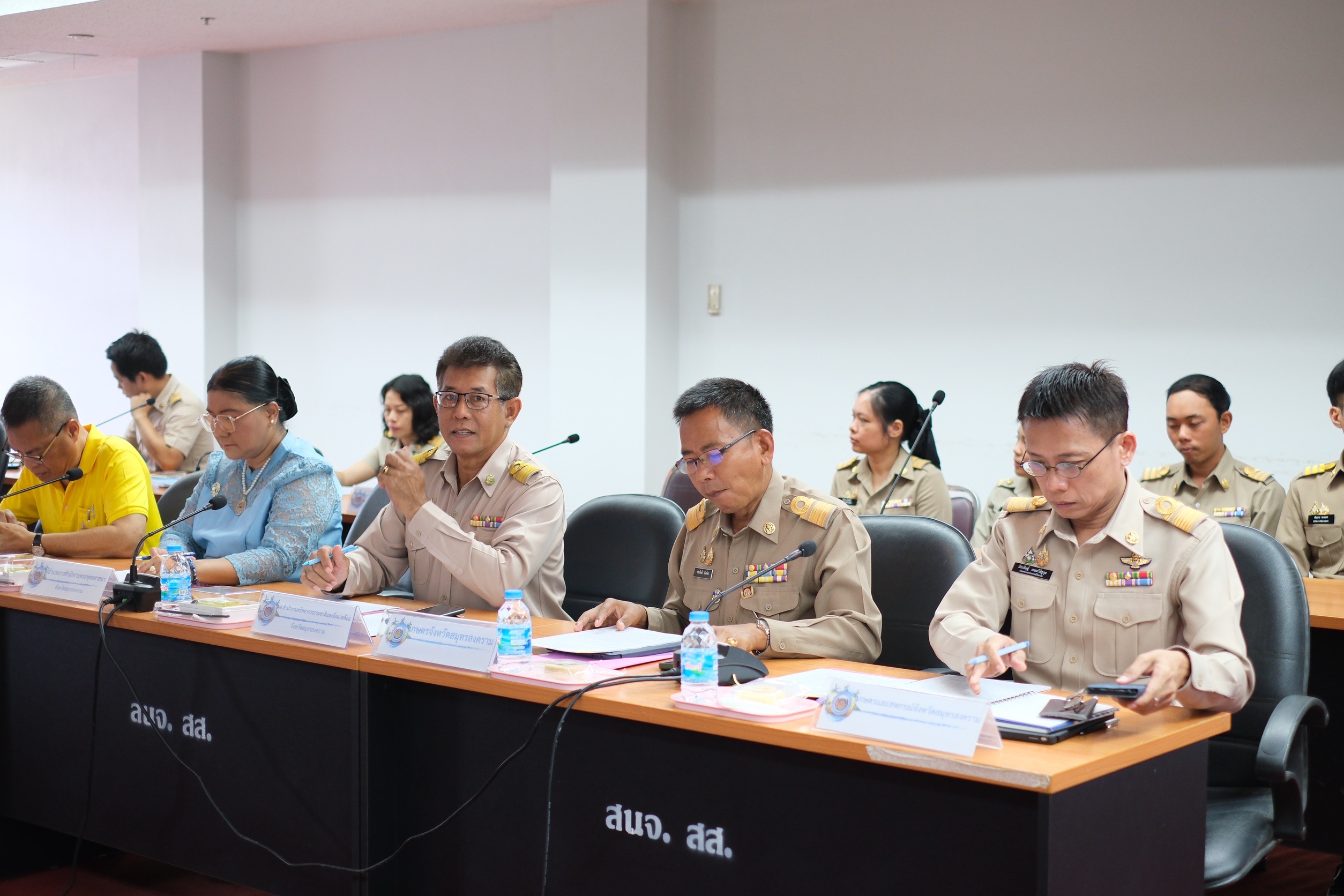 พช.สมุทรสงคราม ดำเนินการประชุมคณะทำงานบริหารการจัดเก็บและใช้ประโยชน์ข้อมูลความจำเป็นพื้นฐาน (จปฐ.) และการนำเสนอผลการจัดเก็บและรับรองคุณภาพ จปฐ. ระดับจังหวัด