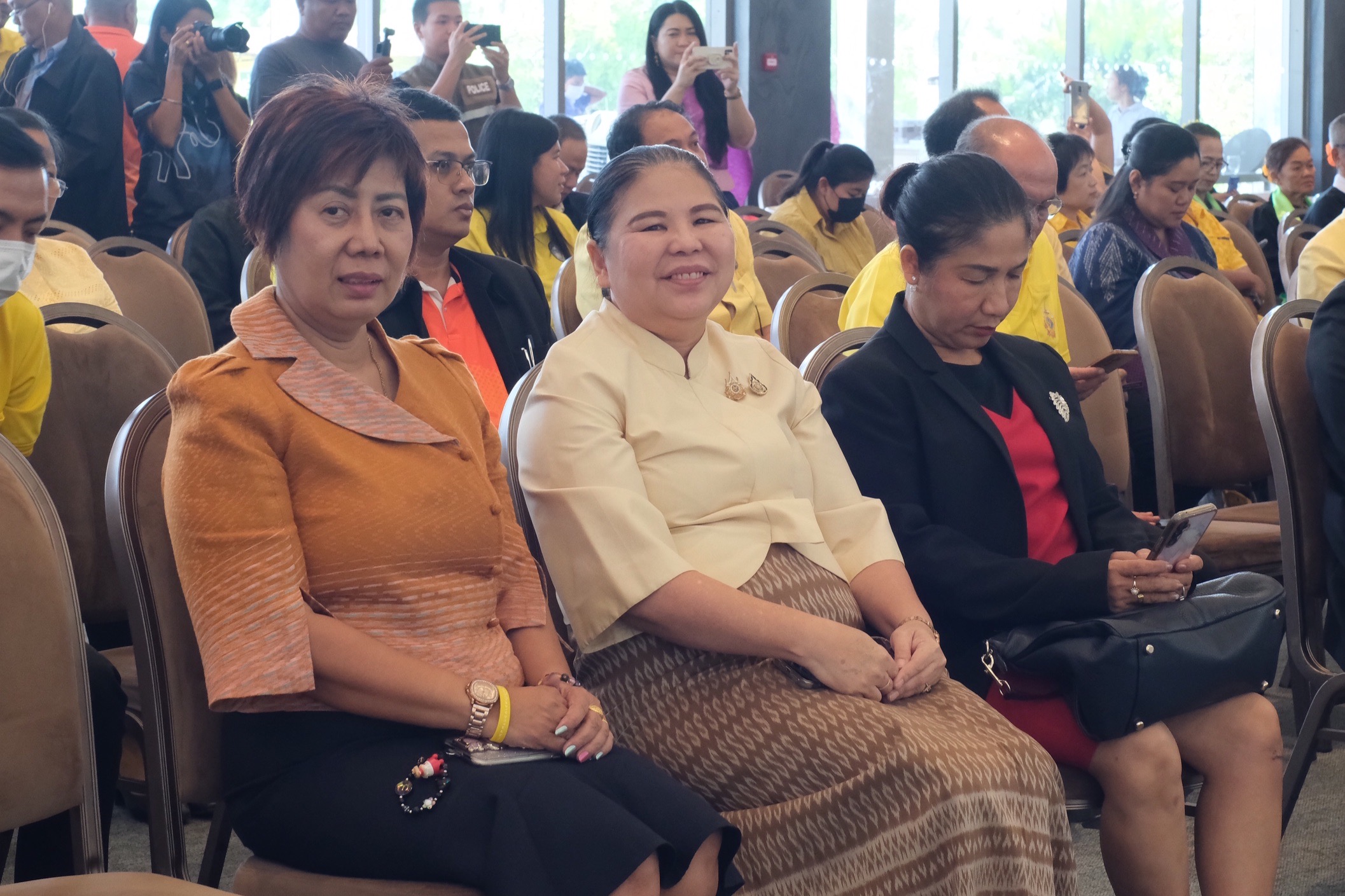 พช.สมุทรสงคราม ร่วมงานแถลงข่าวโครงการมหกรรมท่องเที่ยววัฒนธรรม ประเพณี ชาติพันธุ์ กลุ่มจังหวัดภาคกลางตอนล่าง 2 สมุทรสงคราม สมุทรสาคร เพชรบุรี และประจวบคีรีขันธ์