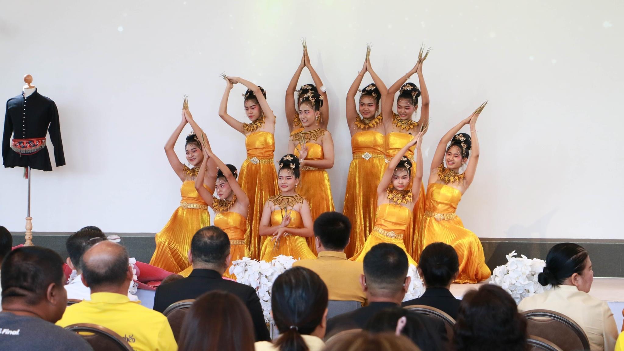 พช.สมุทรสงคราม ร่วมงานแถลงข่าวโครงการมหกรรมท่องเที่ยววัฒนธรรม ประเพณี ชาติพันธุ์ กลุ่มจังหวัดภาคกลางตอนล่าง 2 สมุทรสงคราม สมุทรสาคร เพชรบุรี และประจวบคีรีขันธ์