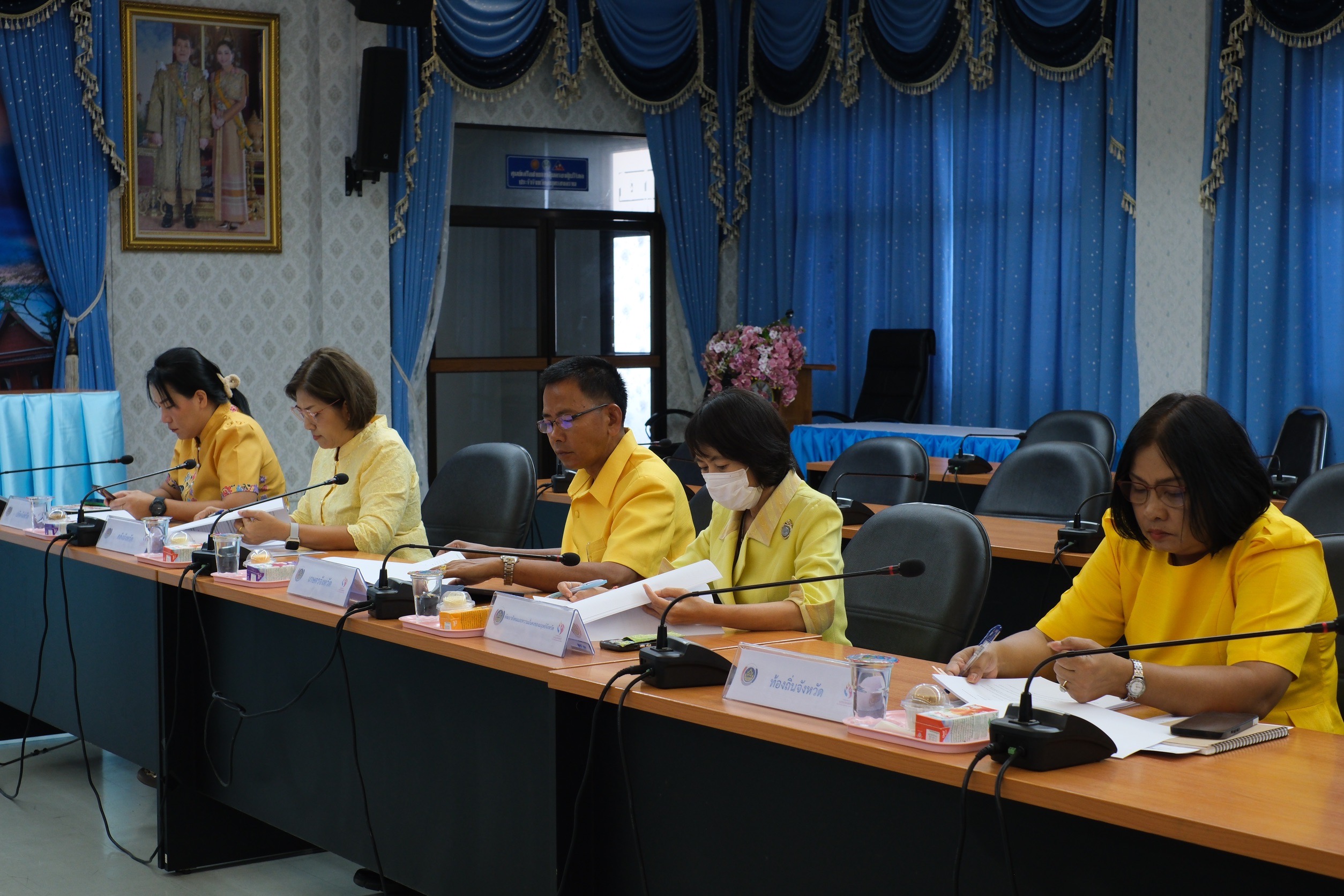 พช.สมุทรสงคราม ดำเนินการประชุมคณะอนุกรรมการบริหารกองทุนพัฒนาบทบาทสตรีระดับจังหวัด จังหวัดสมุทรสงคราม ครั้งที่ 7/2567