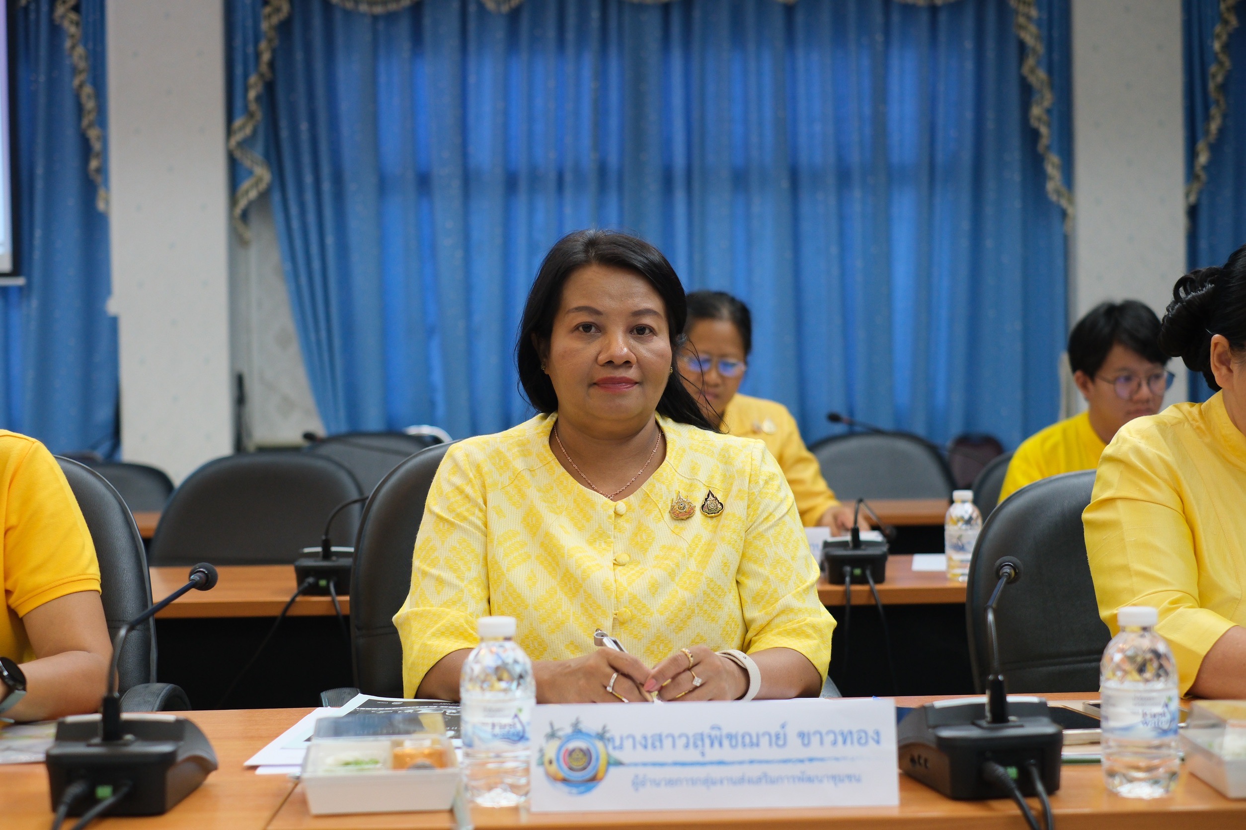 พช.สมุทรสงคราม ดำเนินการประชุมขี้แจงการดำเนินงานตามโครงการคัดสรรสุดยอดหนึ่งตำบล หนึ่งผลิตภัณฑ์ไทย ปี พ.ศ. 2567 (OTOP Product Champion : OPC)