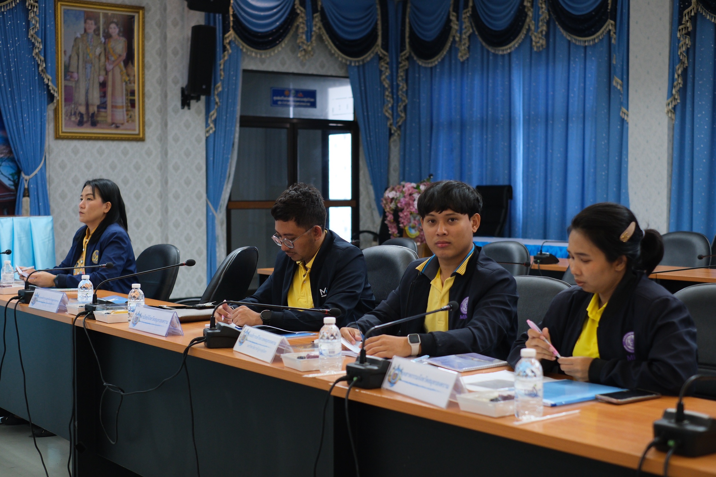 พช.สมุทรสงคราม ดำเนินการประชุมขี้แจงการดำเนินงานตามโครงการคัดสรรสุดยอดหนึ่งตำบล หนึ่งผลิตภัณฑ์ไทย ปี พ.ศ. 2567 (OTOP Product Champion : OPC)