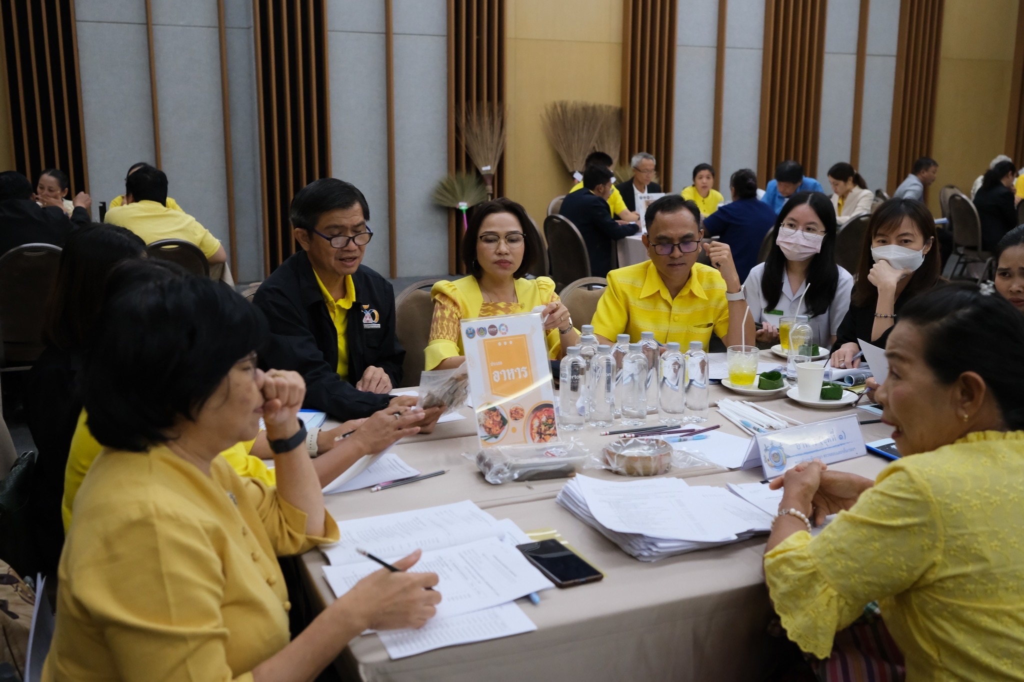 พช.สมุทรสงคราม ดำเนินโครงการคัดสรรสุดยอดหนึ่งตำบล หนึ่งผลิตภัณฑ์ไทย ปี พ.ศ. 2567 (OTOP Product Champion : OPC) จังหวัดสมุทรสงคราม