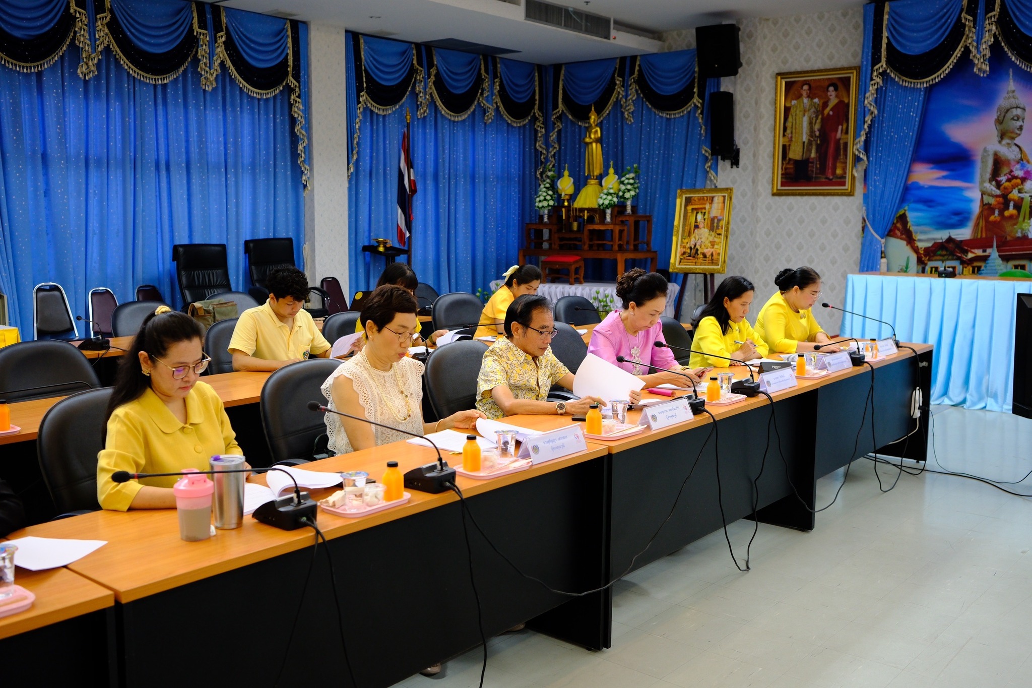 พช.สมุทรสงคราม ดำเนินการประชุมคณะอนุกรรมการบริหารกองทุนพัฒนาบทบาทสตรีระดับจังหวัด จังหวัดสมุทรสงคราม ครั้งที่ 8/2567