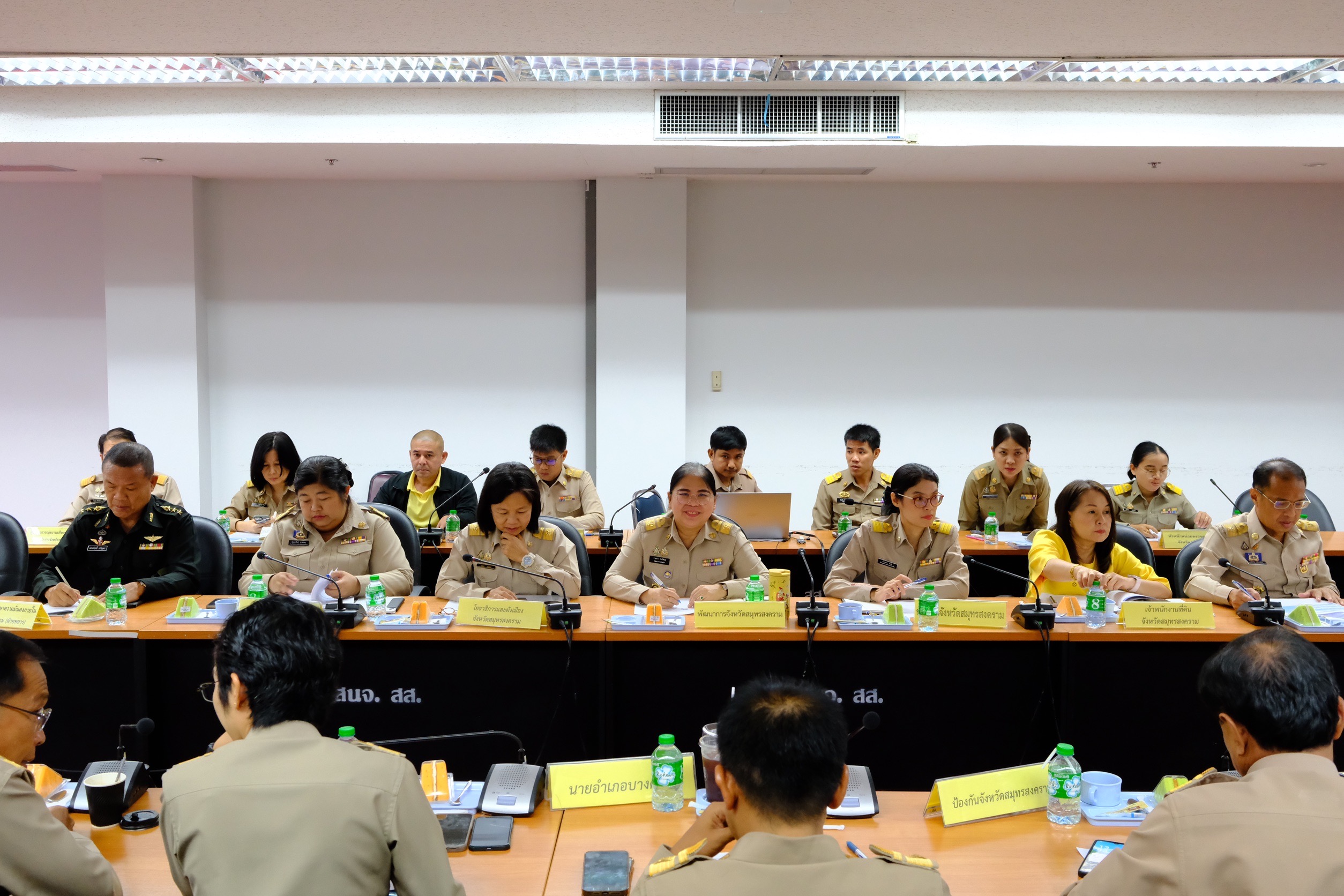พช.สมุทรสงคราม ร่วมประชุมหัวหน้าส่วนราชการ หน่วยงานรัฐวิสาหกิจ สังกัดกระทรวงมหาดไทยและนายอำเภอ จังหวัดสมุทรสงคราม ครั้งที่ 9/2567