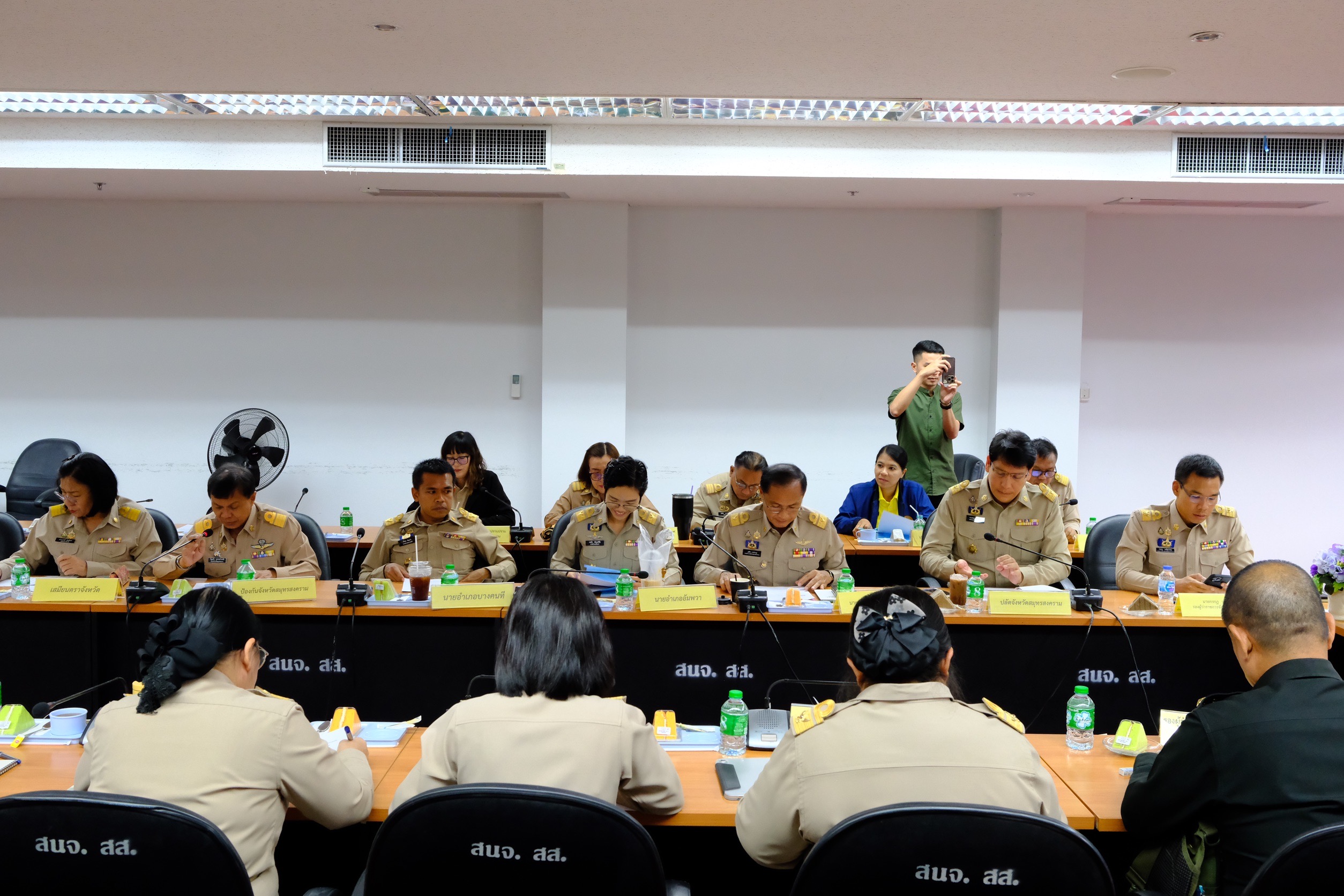 พช.สมุทรสงคราม ร่วมประชุมหัวหน้าส่วนราชการ หน่วยงานรัฐวิสาหกิจ สังกัดกระทรวงมหาดไทยและนายอำเภอ จังหวัดสมุทรสงคราม ครั้งที่ 9/2567