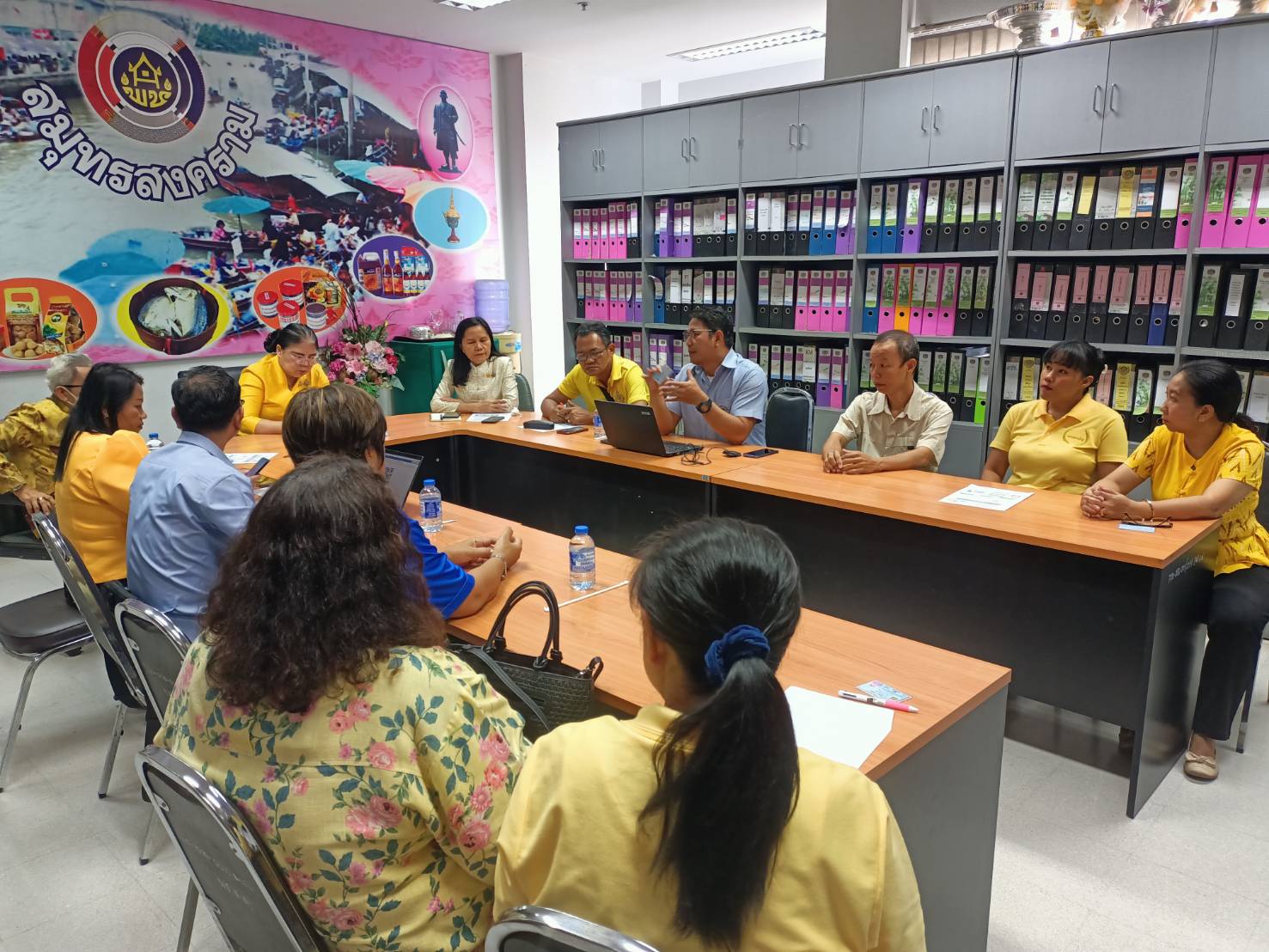 พช.สมุทรสงคราม ร่วมรับการลงทะเบียนยืนยันตัวตน (Health ID)