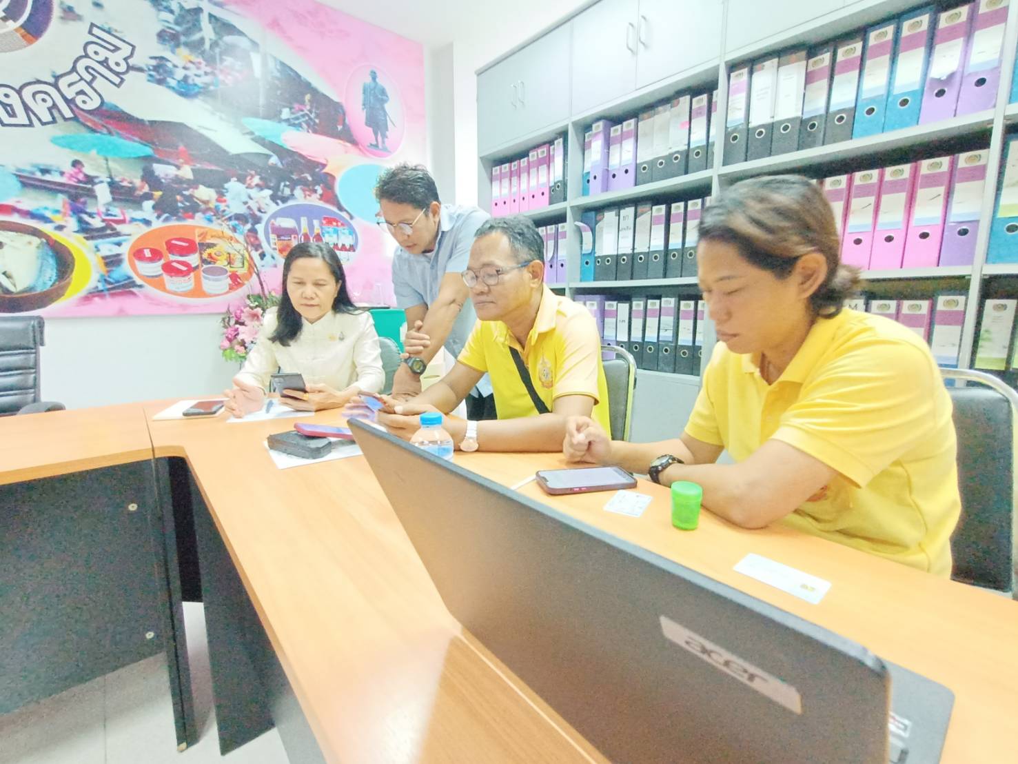 พช.สมุทรสงคราม ร่วมรับการลงทะเบียนยืนยันตัวตน (Health ID)