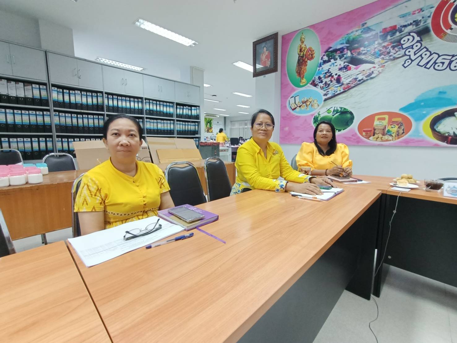 พช.สมุทรสงคราม ร่วมรับฟังการประชุมคณะกรรมการติดตามเร่งรัด การใช้จ่ายงบประมาณรายจ่ายประจำปีงบประมาณ พ.ศ. 2567 ของกรมการพัฒนาชุมชน ครั้งที่ 6/2567 ผ่านระบบวีดิทัศน์ทางไกล (Video Conference)