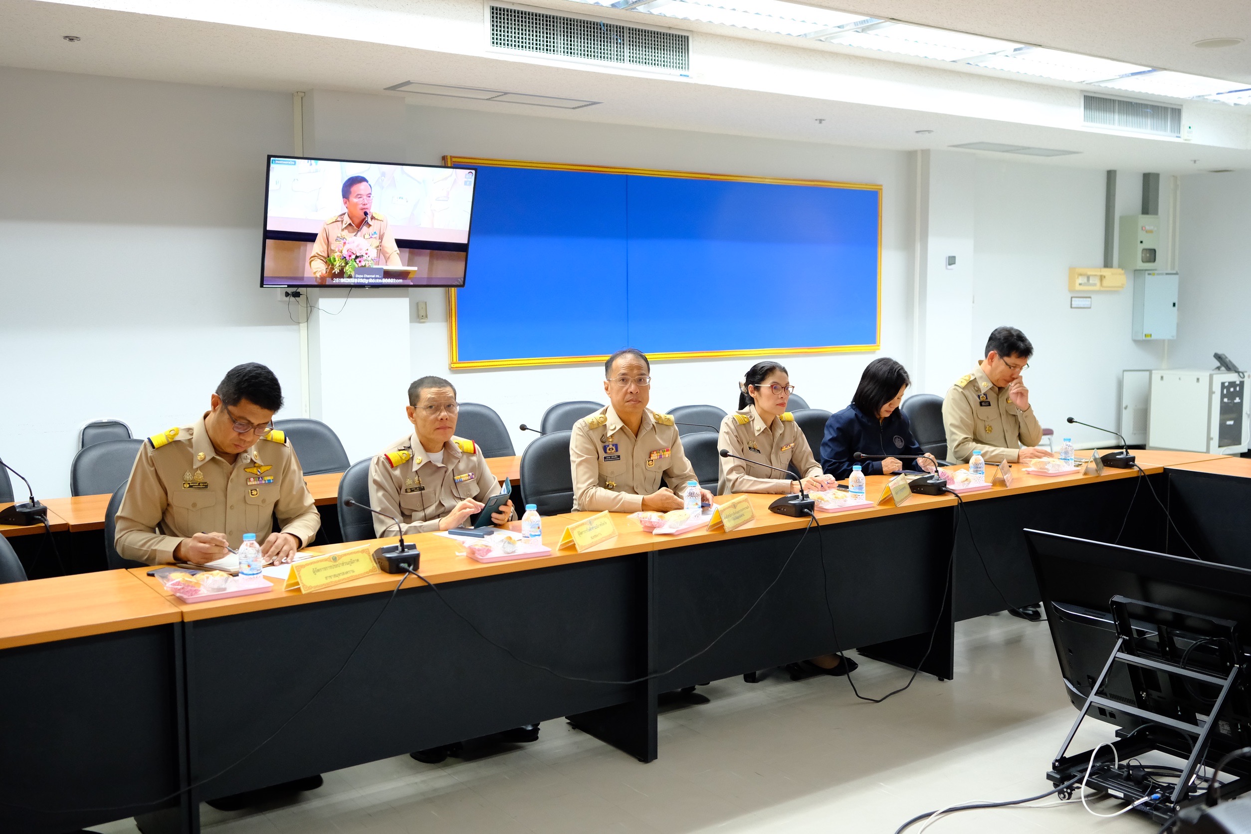 จังหวัดสมุทรสงคราม ร่วมการประชุมมอบนโยบายของผู้บริหารกระทรวงมหาดไทย ประจำปีงบประมาณ พ.ศ. 2568