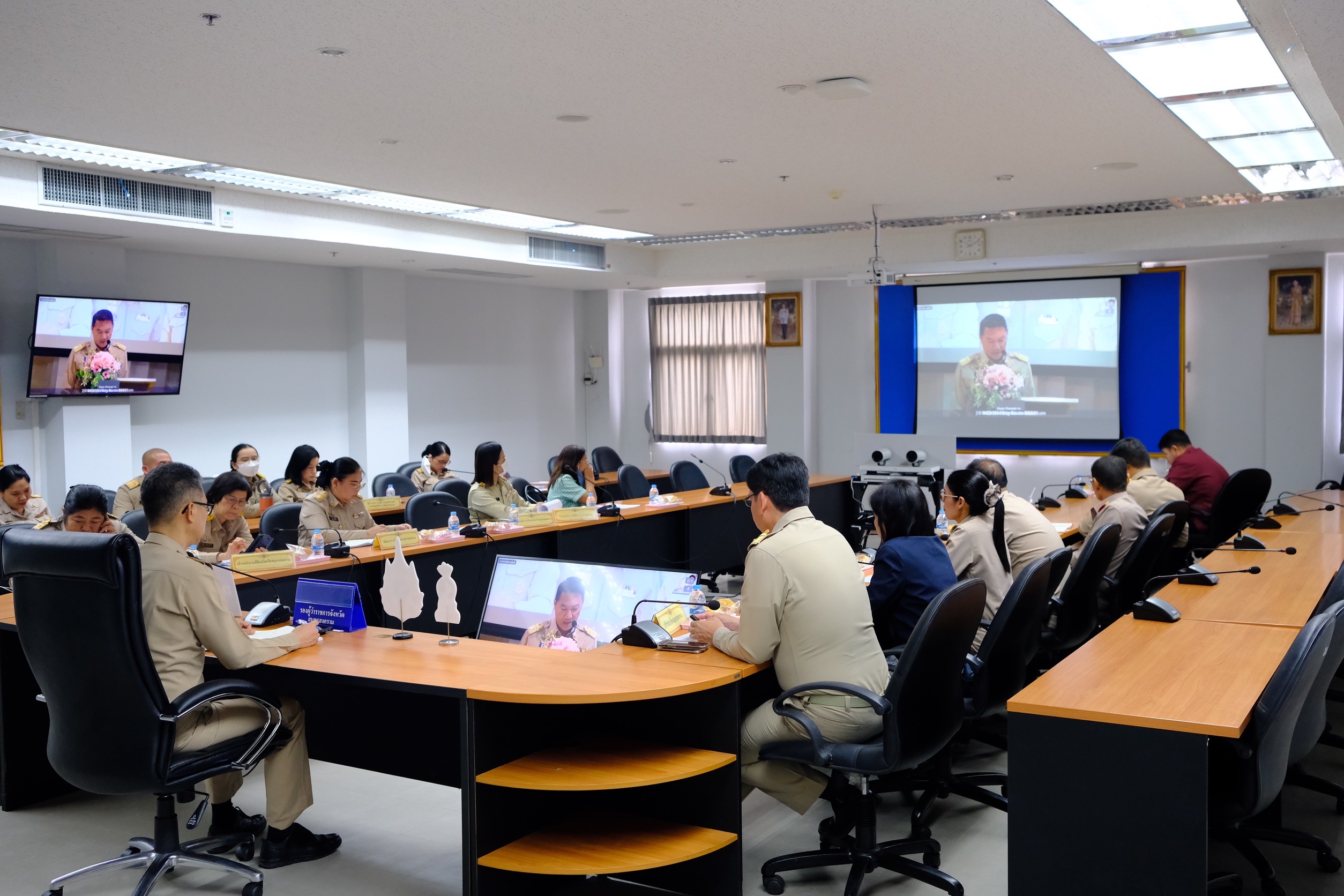 จังหวัดสมุทรสงคราม ร่วมการประชุมมอบนโยบายของผู้บริหารกระทรวงมหาดไทย ประจำปีงบประมาณ พ.ศ. 2568