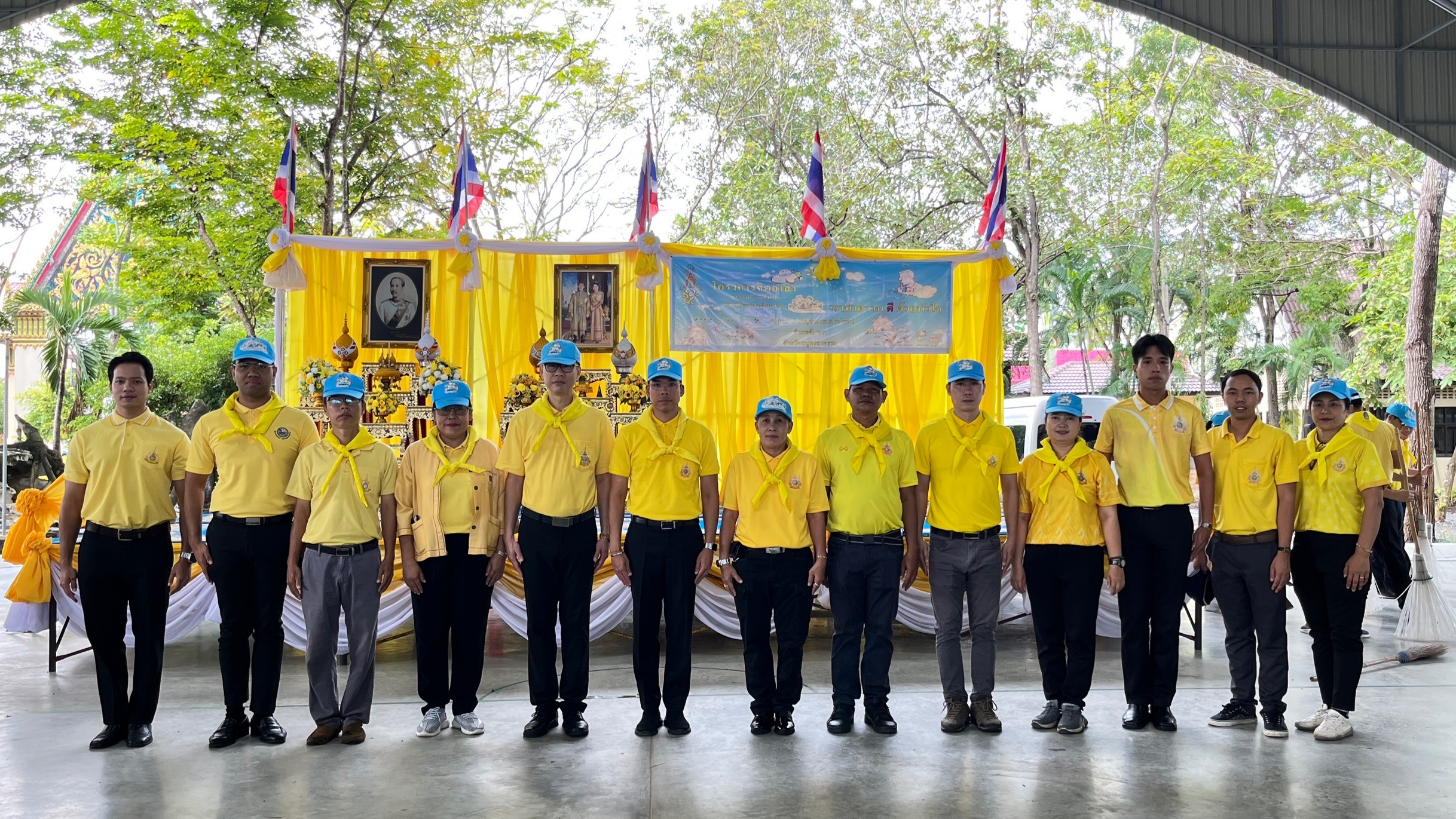 พช.สมุทรสงคราม ร่วมกิจกรรมจิตอาสาพัฒนา เนื่องในวันคล้ายวันสวรรคตพระบาทสมเด็จพระจุลจอมเกล้าเจ้าอยู่หัว (วันปิยมหาราช)