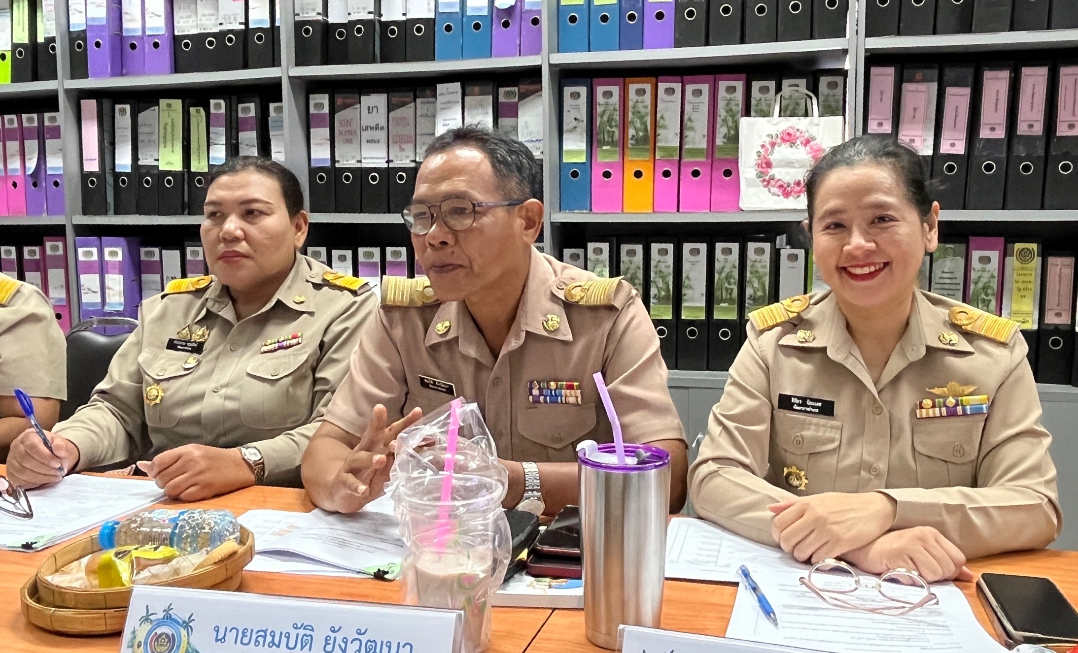 พช.สมุทรสงคราม ดำเนินการประชุมข้อราชการแก่เจ้าหน้าที่ในสังกัด สำนักงานพัฒนาชุมชนจังหวัดสมุทรสงคราม ประจำเดือนพฤศจิกายน 2567