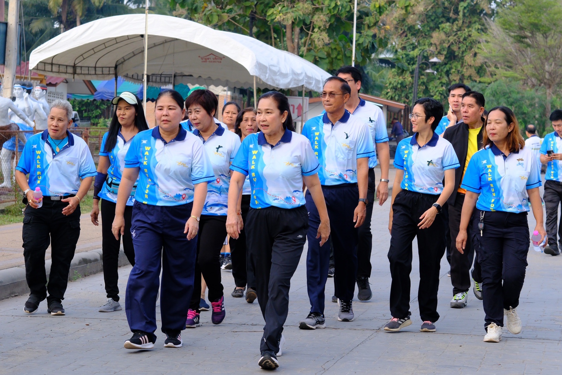 จังหวัดสมุทรสงคราม จัดกิจกรรม “Walk-Run For Mom”( เดิน-วิ่ง เพื่อแม่)ครั้งที่ 3 ภายใต้แนวคิด ”2 ทศวรรษกองทุนแม่ของแผ่นดินครอบครัวอบอุ่นชุมชนเข้มแข็ง“