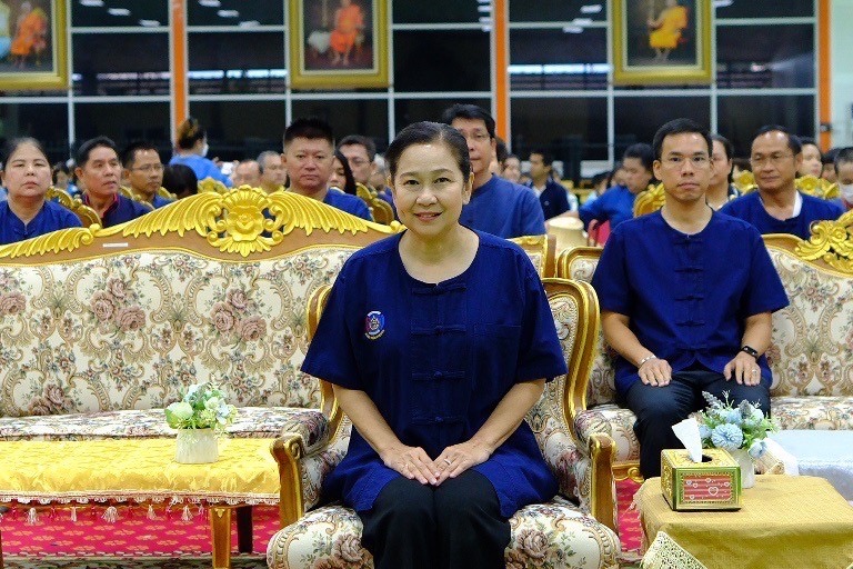 พช.สมุทรสงคราม ร่วมกิจกรรม “ปลูกวันแม่ เกี่ยววันพ่อ สานต่อนาปันสุข ปลูกข้าวให้น้อง พลังบวร” ปี 2567