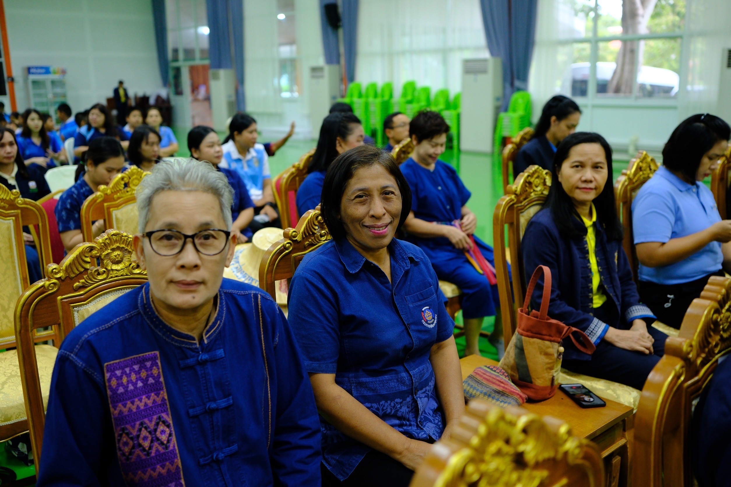 พช.สมุทรสงคราม ร่วมกิจกรรม “ปลูกวันแม่ เกี่ยววันพ่อ สานต่อนาปันสุข ปลูกข้าวให้น้อง พลังบวร” ปี 2567