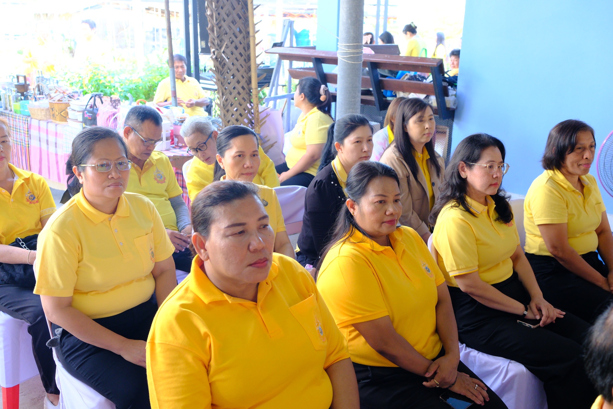 พช.สมุทรสงคราม จัดกิจกรรมเอามื้อสามัคคี “เราทำความดีด้วยหัวใจ“ ครั้งที่ 33 และเนื่องในโอกาสวันดินโลก ประจำปี พ.ศ. 2567