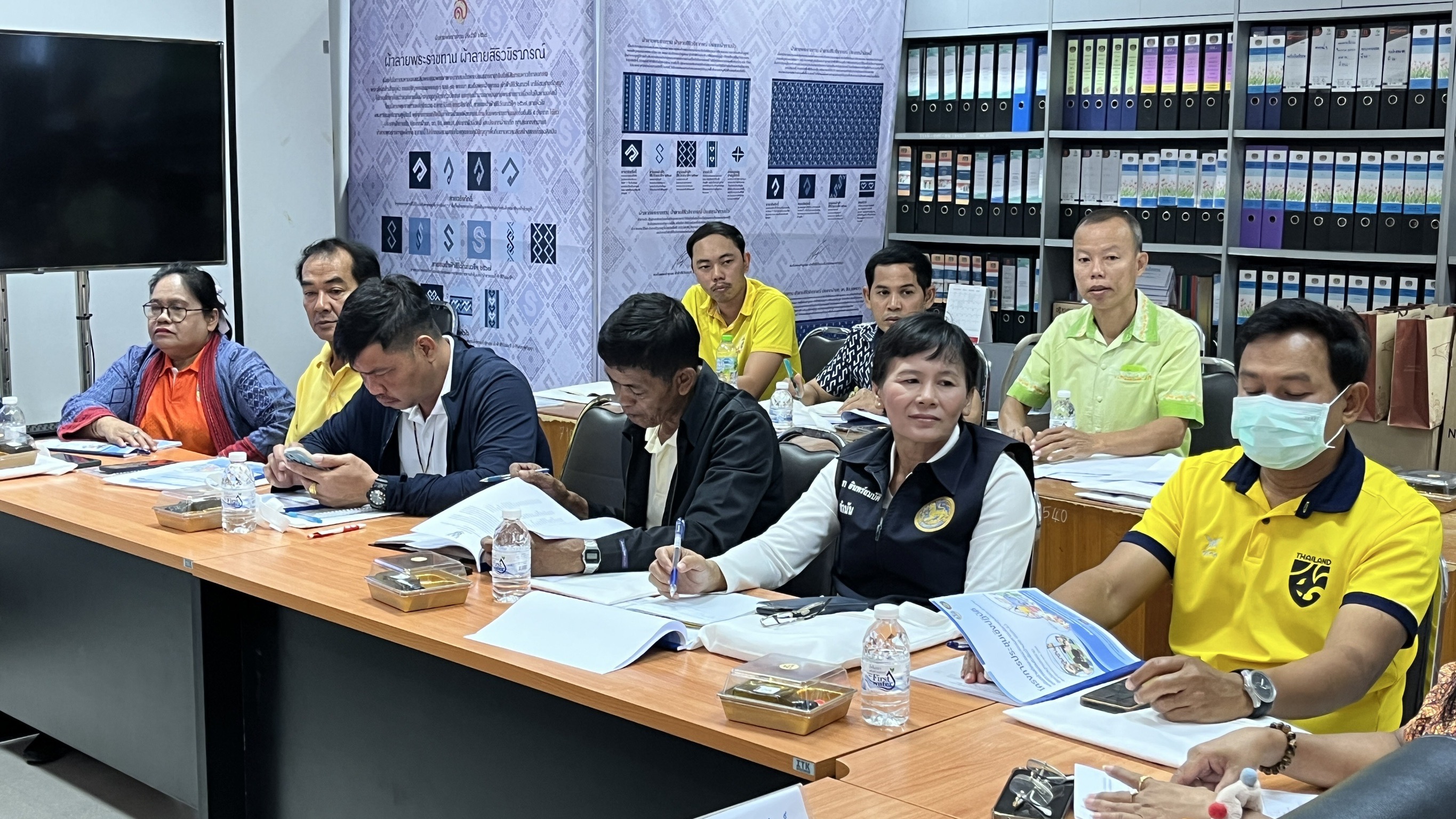พช.สมุทรสงคราม จัดประชุมเชิงปฏิบัติการเสริมสร้างทักษะคณะกรรมการบริหารศูนย์ประสานงานองค์การชุมชนระดับอำเภอ (ศอช.อ.)