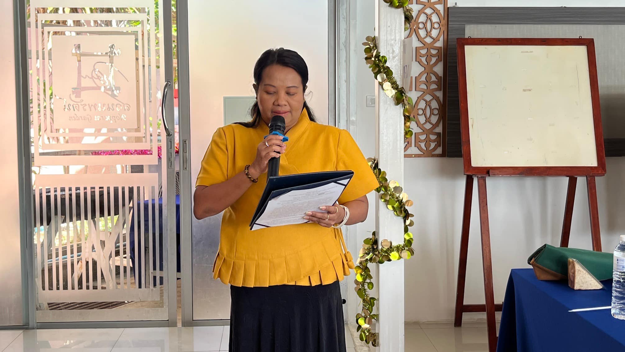 พช.สมุทรสงคราม จัดประชุมเชิงปฏิบัติการผู้ผลิต ผู้ประกอบการ OTOP ตามโครงการพัฒนาผลิตภัณฑ์ OTOP กลุ่มปรับตัวสู่การพัฒนา (Quadrant D) ให้มีคุณภาพมาตรฐาน