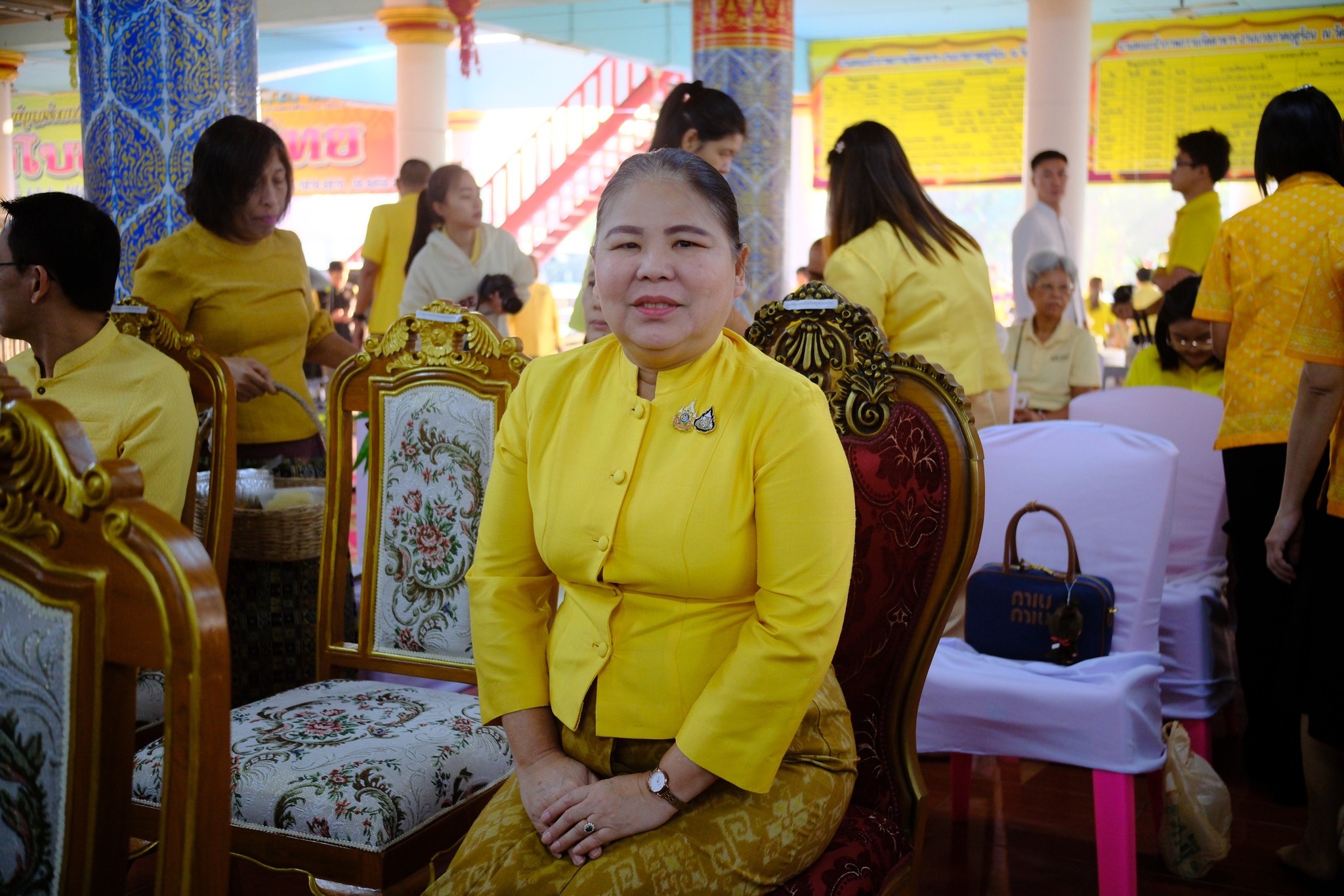 พช.สมุทรสงคราม ร่วมกิจกรรม “ชูธรรมนำชีวิต จังหวัดสมุทรสงคราม” ทำบุญตักบาตรวันธรรมสวนะ น้อมนำหลักธรรมมาใช้ในชีวิตประจำวัน
