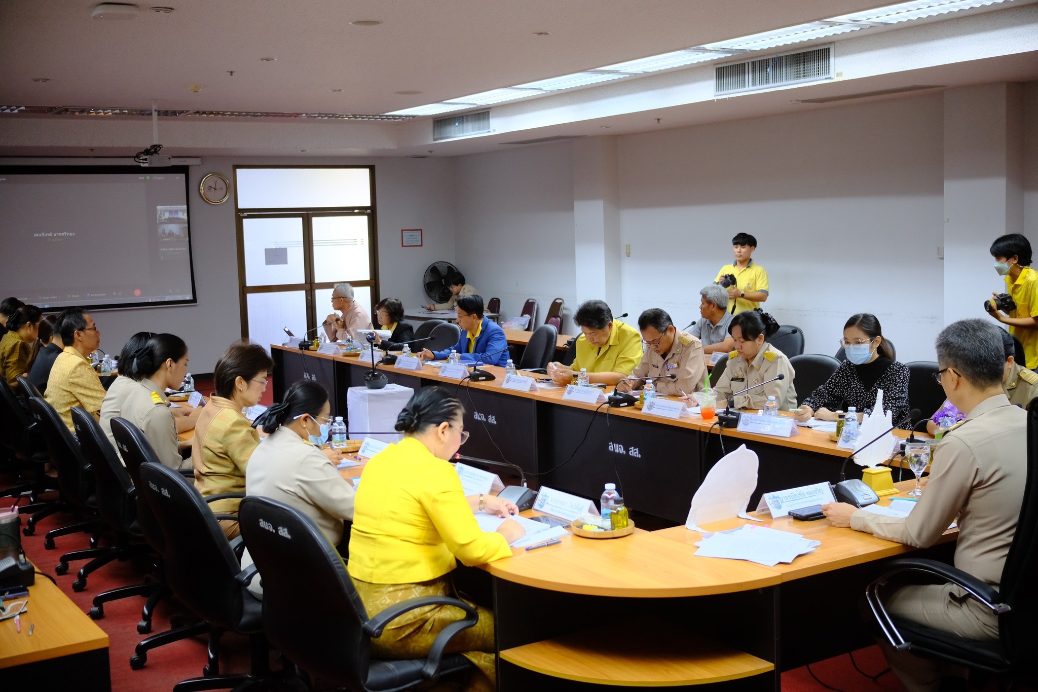 พช.สมุทรสงคราม จัดประชุมคณะกรรมการประสานและขับเคลื่อนนโยบายสานพลังประชารัฐประจำจังหวัด (คสป.) ครั้งที่ 1/2568