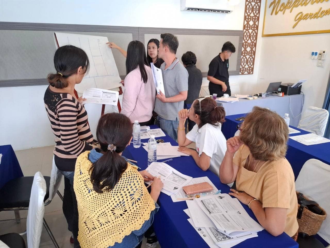 พช.สมุทรสงคราม จัดประชุมเชิงปฏิบัติการผู้ผลิต ผู้ประกอบการ OTOP ตามโครงการพัฒนาผลิตภัณฑ์ OTOP กลุ่มปรับตัวสู่การพัฒนา (Quadrant D) ให้มีคุณภาพมาตรฐาน