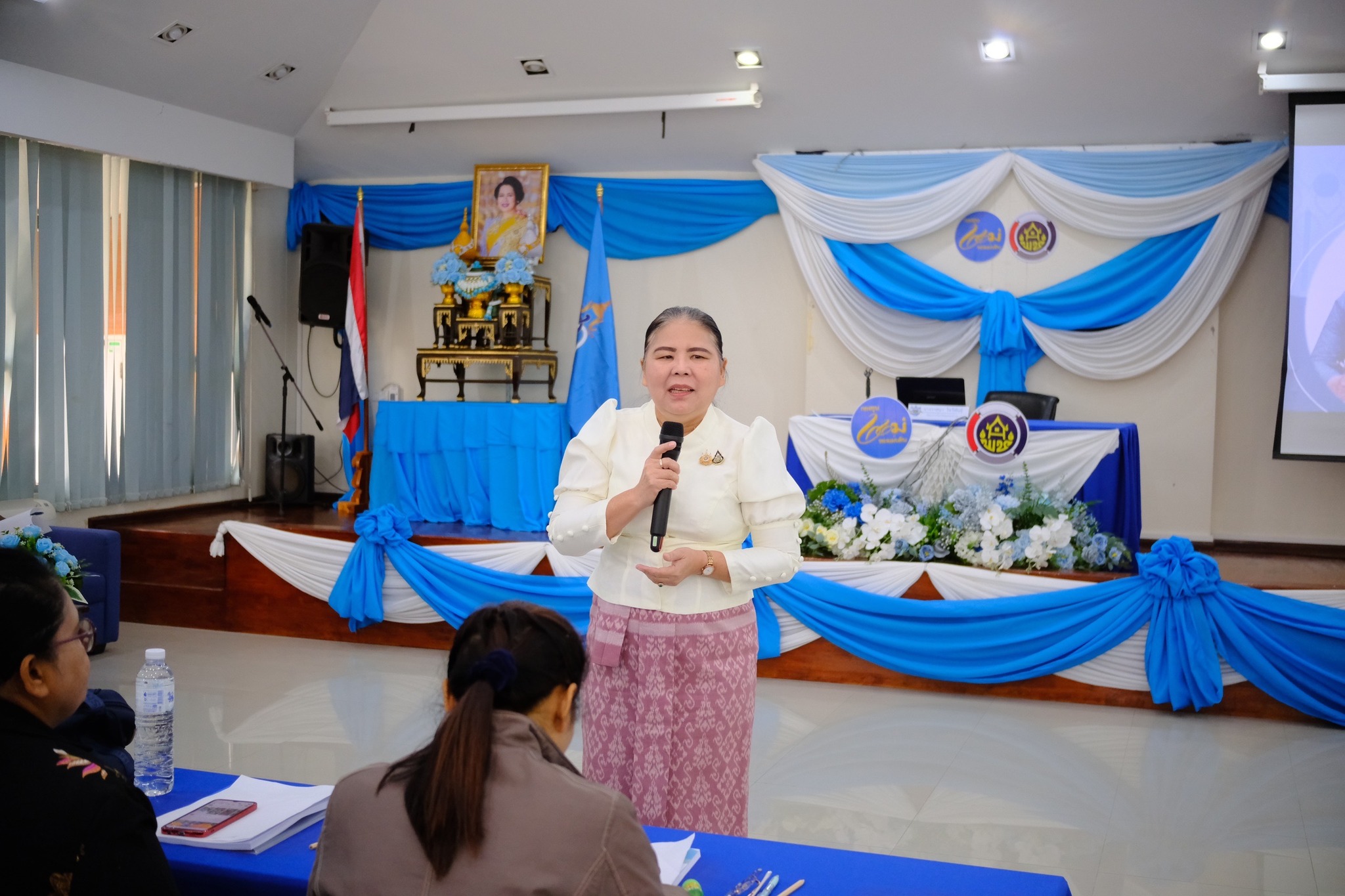 พช.สมุทรสงคราม จัดโครงการประชุมเชิงปฏิบัติการคณะกรรมการเครือข่ายกองทุนแม่ของแผ่นดินหนุนเสริมความเข้มแข็ง หมู่บ้าน/ชุมชน สู่การเป็นพื้นที่ปลอดภัยจากยาเสพติด