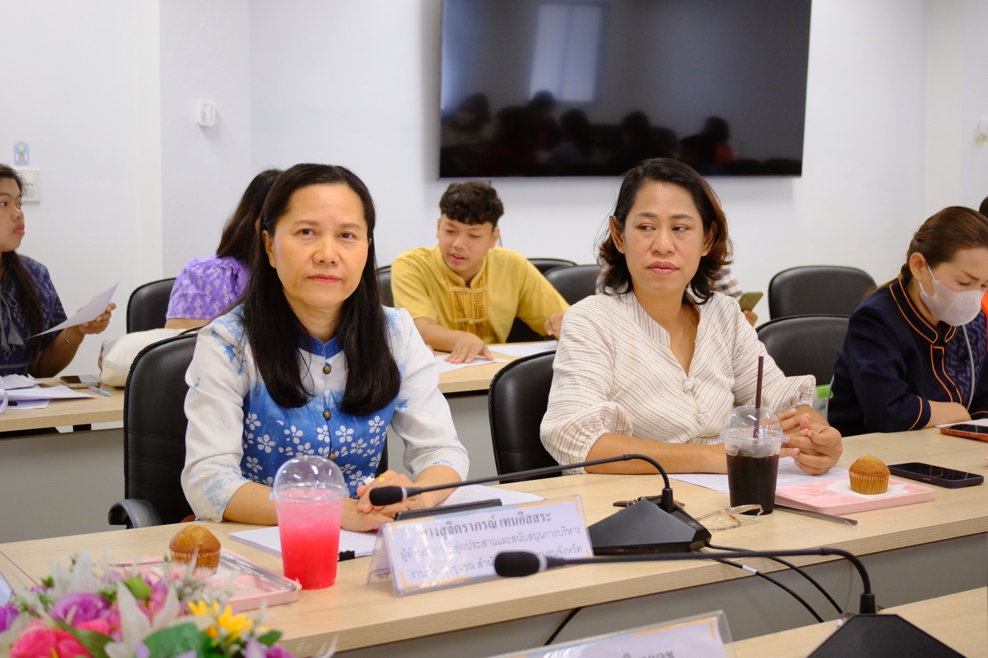 พช.สมุทรสงคราม ร่วมประชุมติดตามการดำเนินงานกองทุนพัฒนาบทบาทสตรีของอำเภอบางคนที จังหวัดสมุทรสงคราม