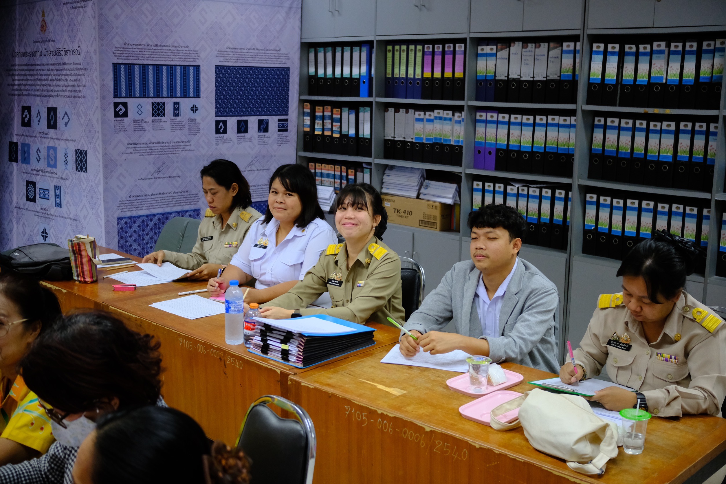 พช.สมุทรสงคราม ร่วมประชุมติดตามการดำเนินงานกองทุนพัฒนาบทบาทสตรีของอำเภอเมืองสมุทรสงคราม จังหวัดสมุทรสงคราม