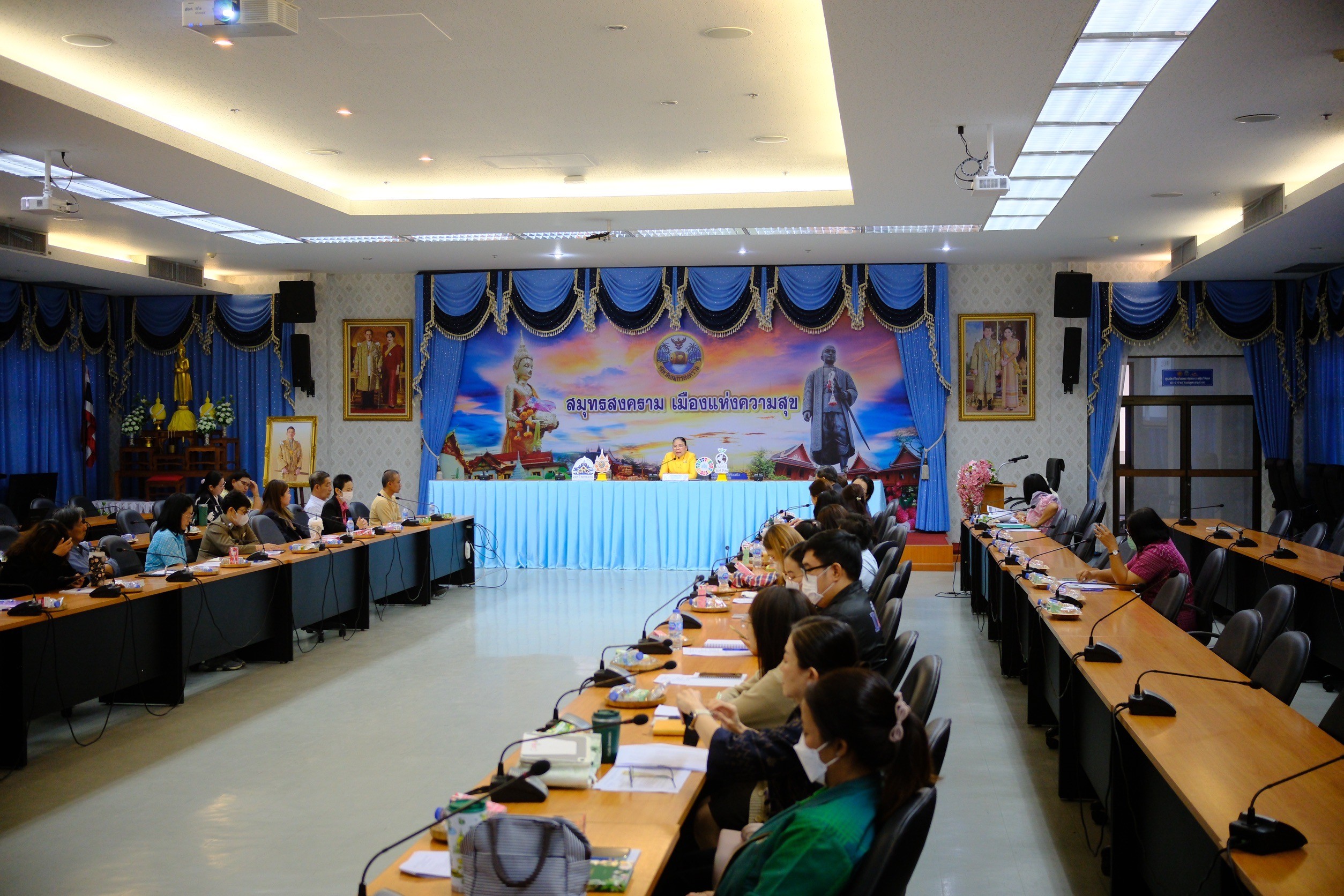 พช.สมุทรสงคราม จัดประชุมเชิงปฏิบัติการเสริมสร้างการบูรณาการกลไกขับเคลื่อนการขจัดความยากจน ระดับจังหวัด ประจำปีงบประมาณ 2568