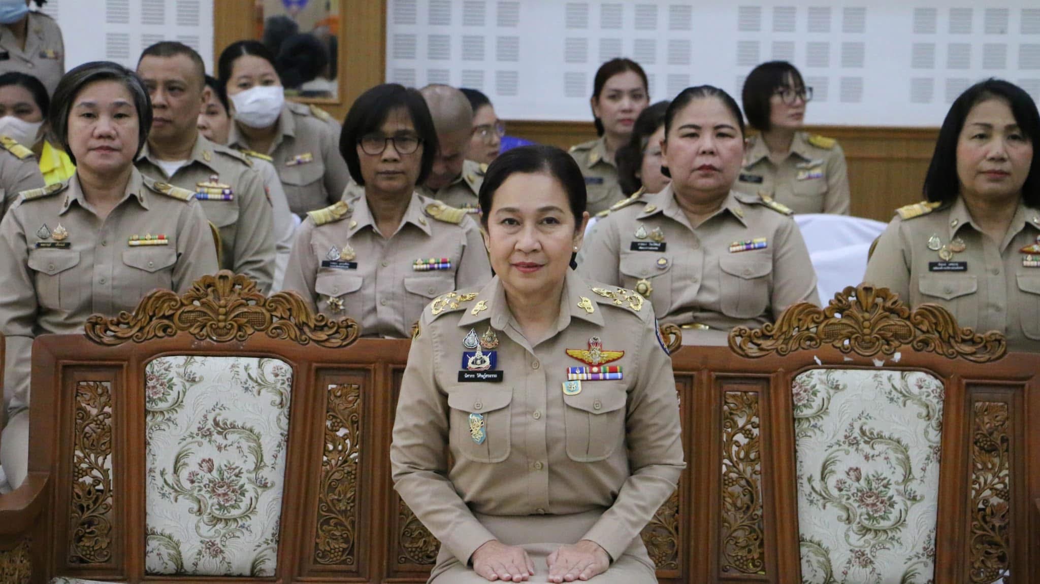 พช.สมุทรสงคราม ร่วมพิธีเนื่องในวันคล้ายวันสถาปนากองอาสารักษาดินแดน ครบรอบ 71 ปี