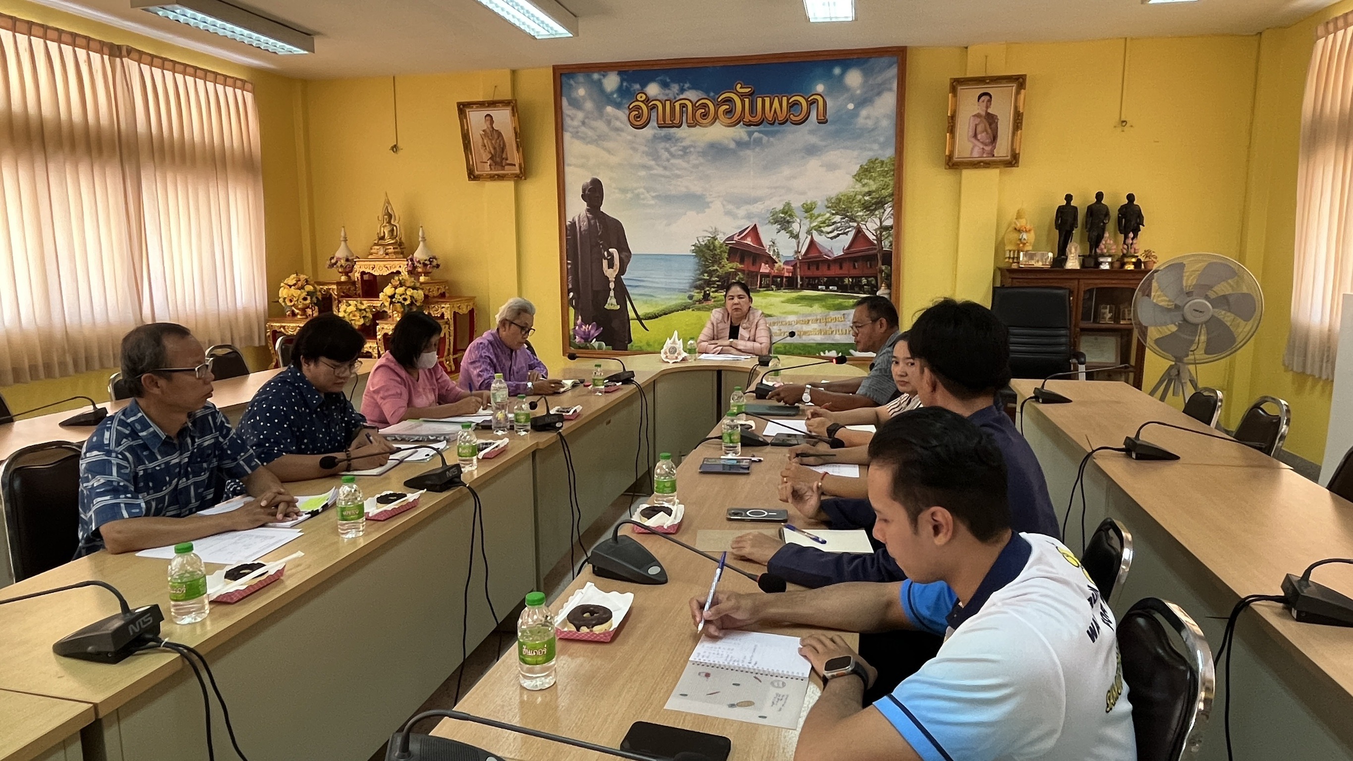 พช.สมุทรสงคราม ลงพื้นที่สนับสนุนติดตาม การดำเนินงานพัฒนาชุมชน ในไตรมาสที่ 2 ประจำปีงบประมาณ 2568