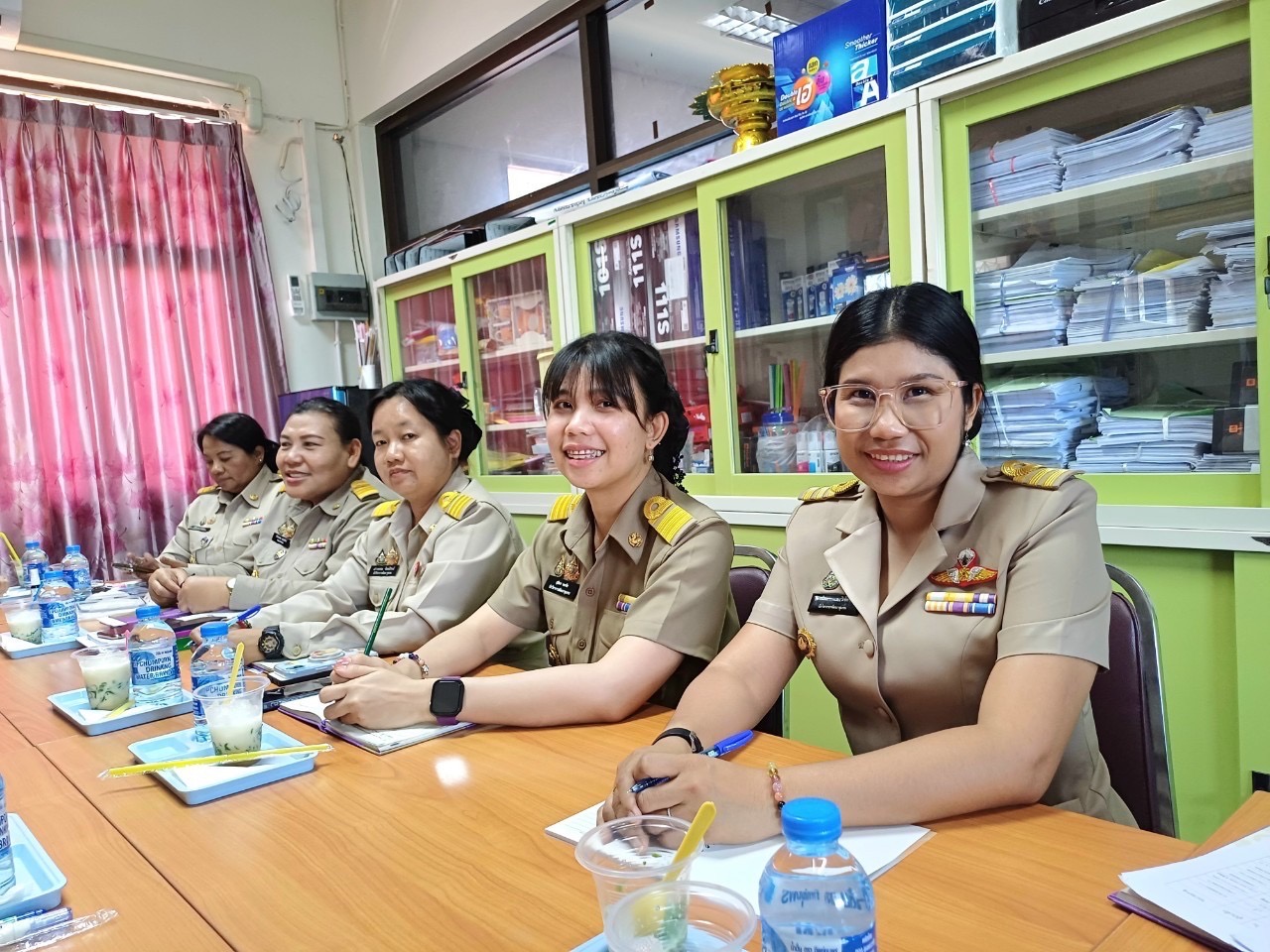 พช.สมุทรสงคราม ลงพื้นที่สนับสนุนติดตาม การดำเนินงานพัฒนาชุมชน ในไตรมาสที่ 2 ประจำปีงบประมาณ 2568