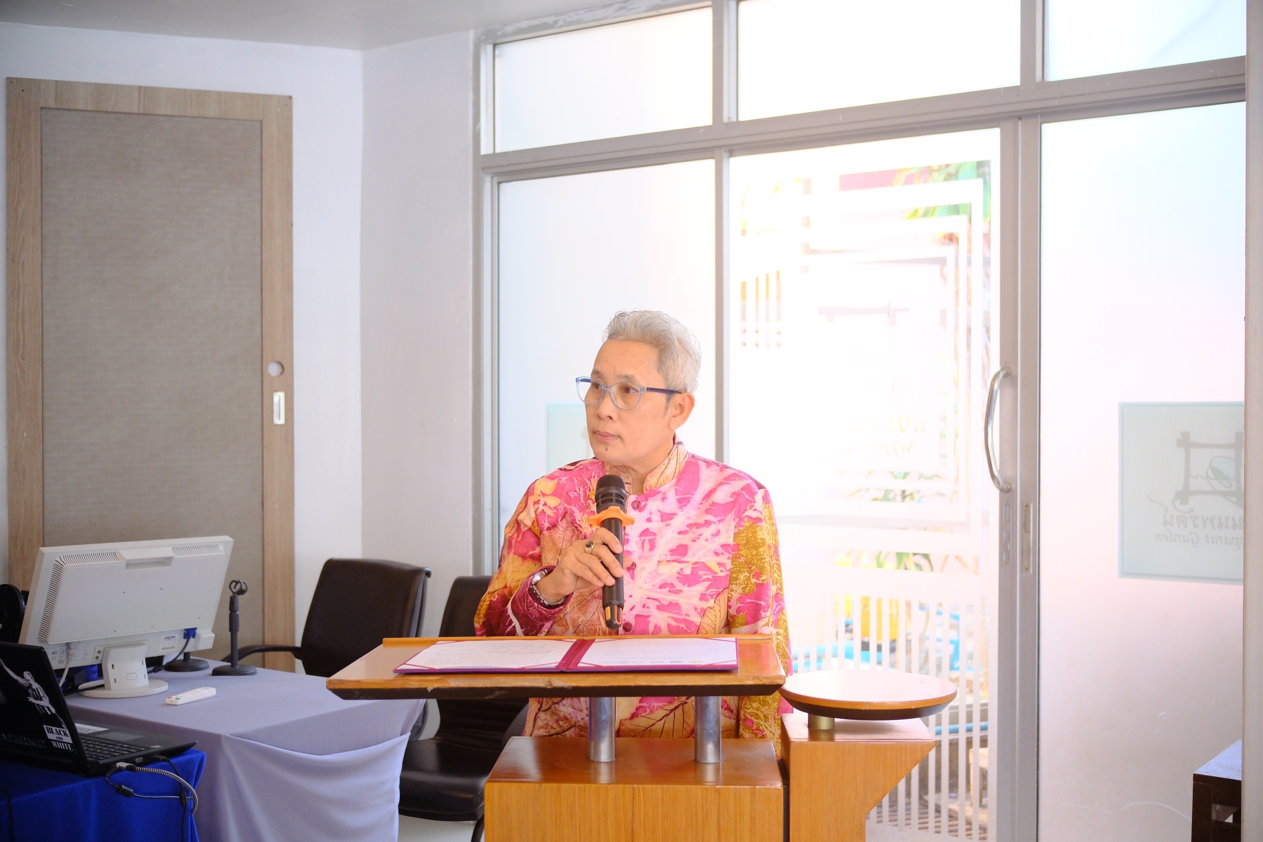 พช.สมุทรสงคราม ดำเนินการการประชุมเชิงปฏิบัติการเสริมสร้างธรรมาภิบาล โครงการแก้ไขปัญหาความยากจน (กข.คจ.) ระดับจังหวัด ประจำปีงบประมาณ 2568