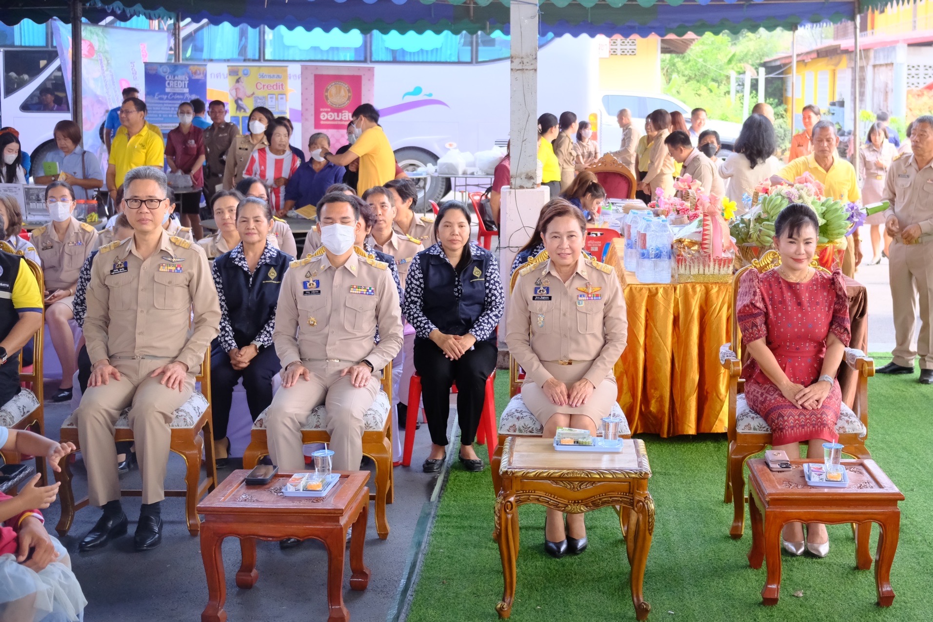 พช.สมุทรสงคราม ร่วมโครงการเสริมสร้างความจงรักภักดีต่อสถาบัน บำบัดทุกข์ บำรุงสุข สร้างรอยยิ้มให้ประชาชน ประจำปีงบประมาณ พ.ศ. 2568 และหน่วยบริการจังหวัดสมุทรสงครามเคลื่อนที่ “บำบัดทุกข์ บำรุงสุข สร้างรอยยิ้มให้ประชาชน”