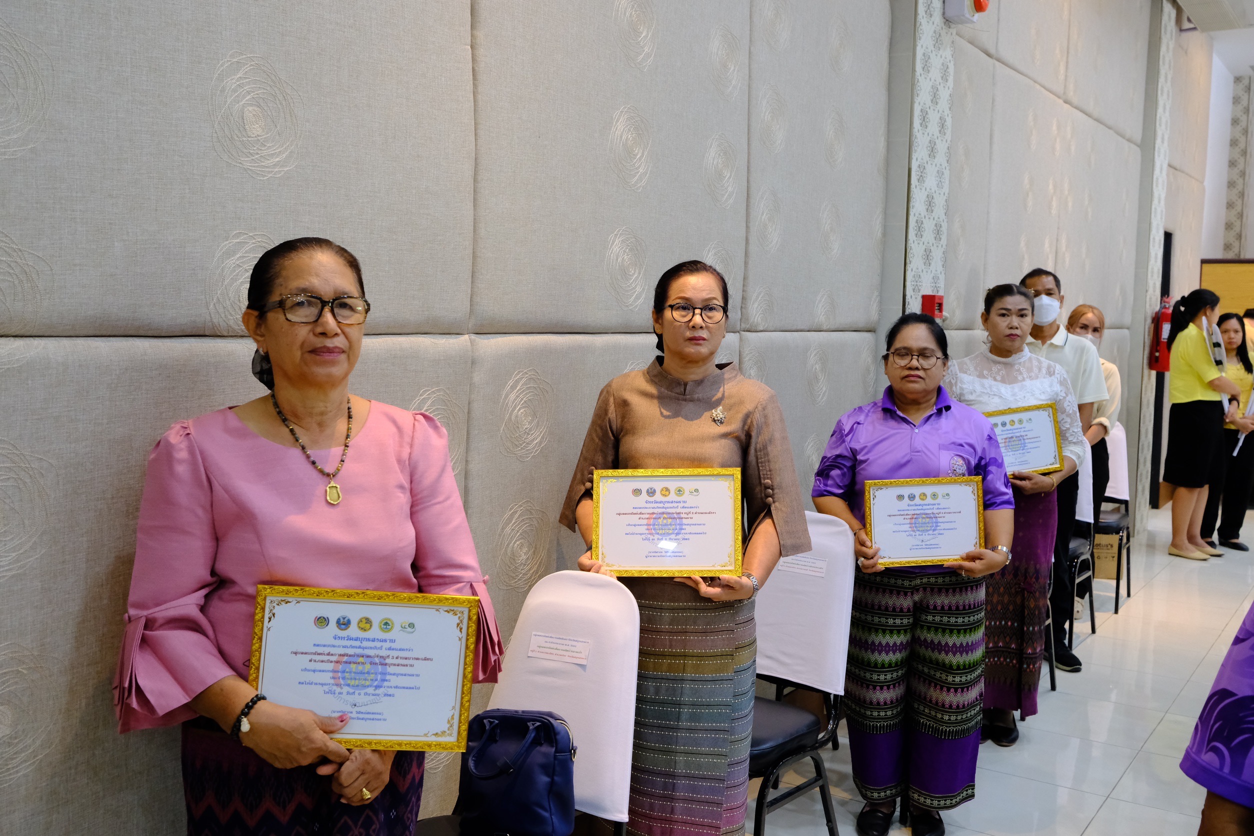 พช.สมุทรสงคราม จัดโครงการมหกรรมการออม 51 ปี ทุนชุมชนขับเคลื่อนเศรษฐกิจฐานราก (ระดับภูมิภาค) จังหวัดสมุทรสงคราม