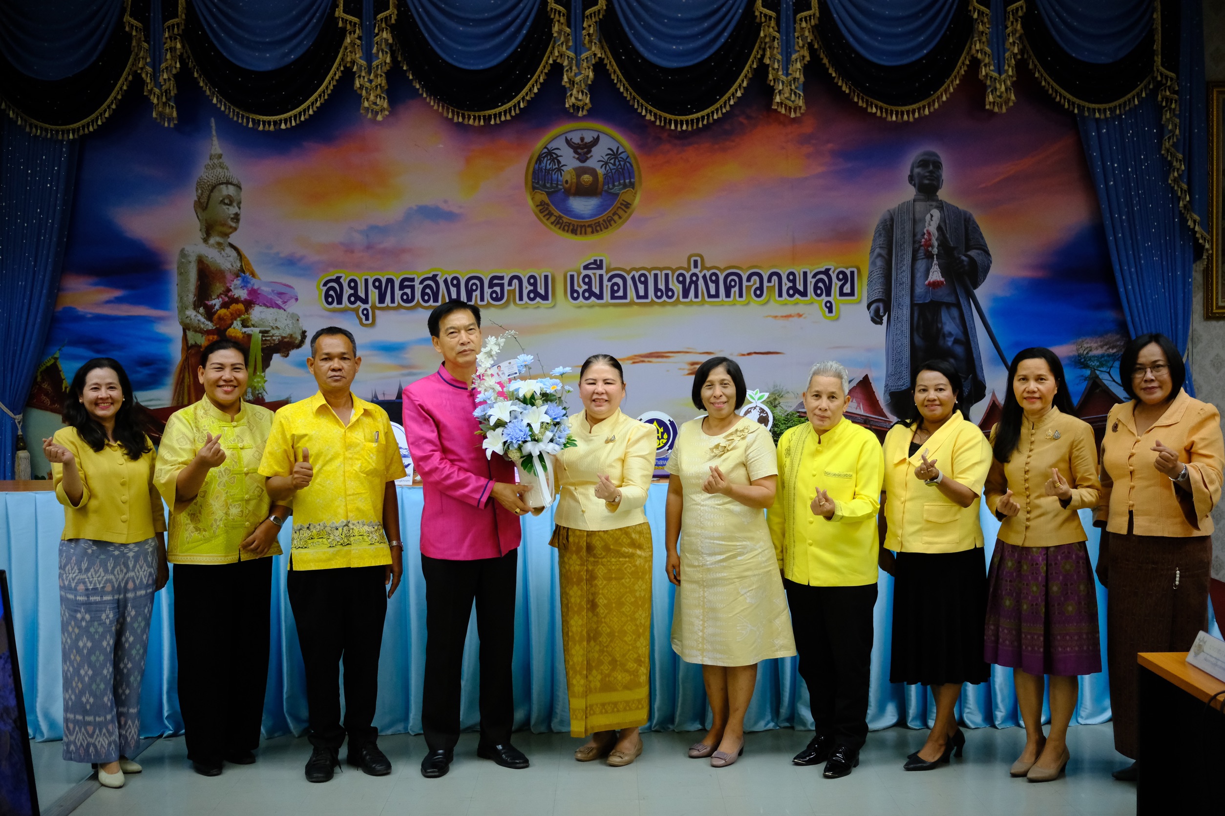 พช.สมุทรสงคราม จัดโครงการ 1 บุคลากร 1 นวัตกรรมการทำงาน (One Person One Innovation – OPOI) กิจกรรมประชุมเชิงปฏิบัติการจุดประกายความคิด สร้างสรรค์ นวัตกรรมการทำงานของบุคลากรสำนักงานพัฒนาชุมชนจังหวัดสมุทรสงคราม