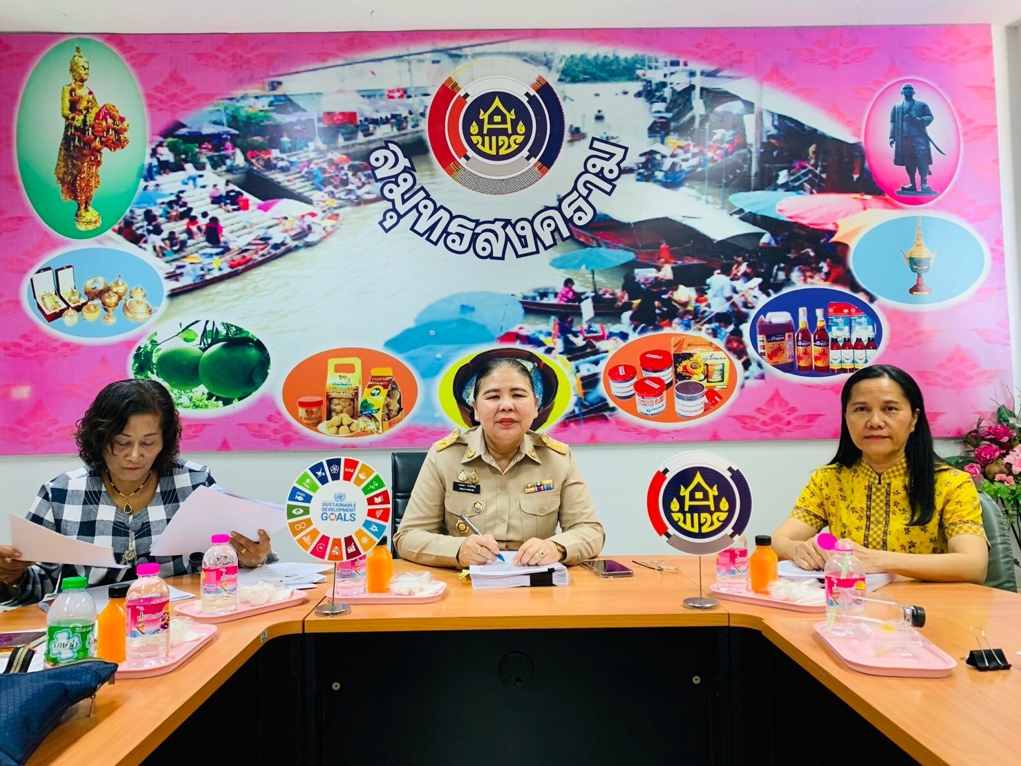 พช.สมุทรสงคราม ดำเนินการประชุมคณะทำงานขับเคลื่อนกองทุนพัฒนาบทบาทสตรีจังหวัดสมุทรสงคราม ครั้งที่ 3/2568