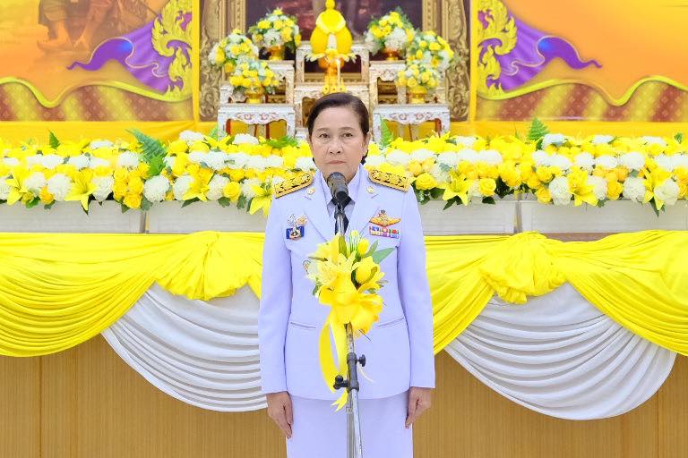 จังหวัดสมุทรสงคราม จัดพิธีทอดผ้าป่าสมทบกองทุนพัฒนาเด็กชนบท ในพระราชูปถัมภ์ สมเด็จพระเทพรัตนราชสุดาฯ สยามบรมราชกุมารี เพื่อช่วยเหลือเด็กก่อนวัยเรียนที่ครอบครัวยากจนและด้อยโอกาส ประจำปีงบประมาณ 2568