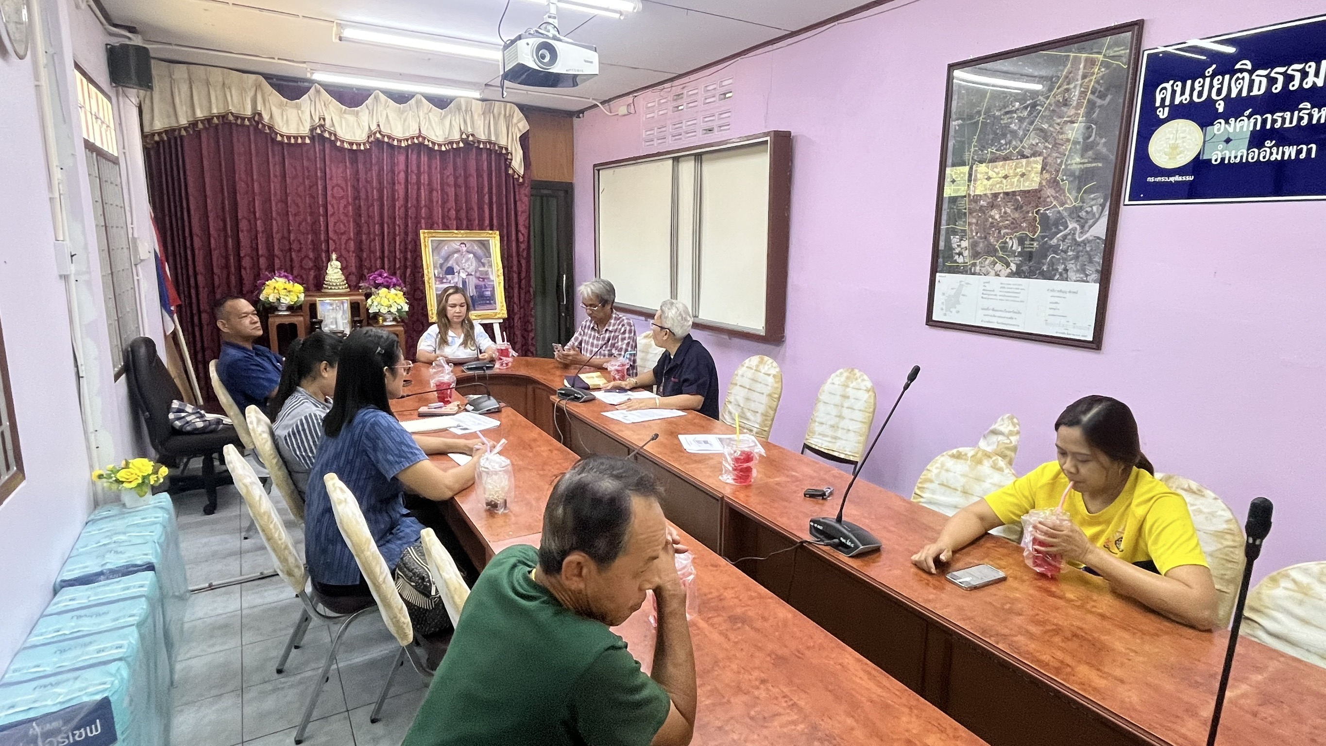 พช.สมุทรสงคราม ลงพื้นที่สำรวจความพร้อมการดำเนินโครงการระบบโทรคมนาคมพื้นฐานสำหรับศูนย์สารสนเทศตำบลต้นแบบเพื่อการพัฒนาคุณภาพชีวิต ภายใต้แผนการจัดให้มีบริการโทรคมนาคมพื้นฐานโดยทั่วถึงและบริการเพื่อสังคม (Universal Service Obligation : USO)